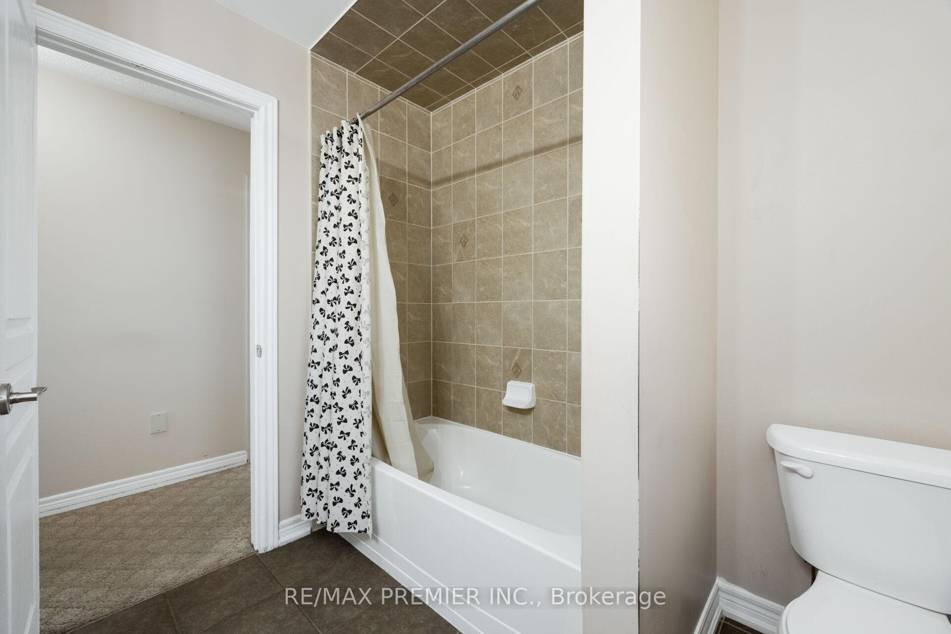 85 Kimborough Hollow - Semi-Detached photo 44 of 50 in Brampton, Ontario