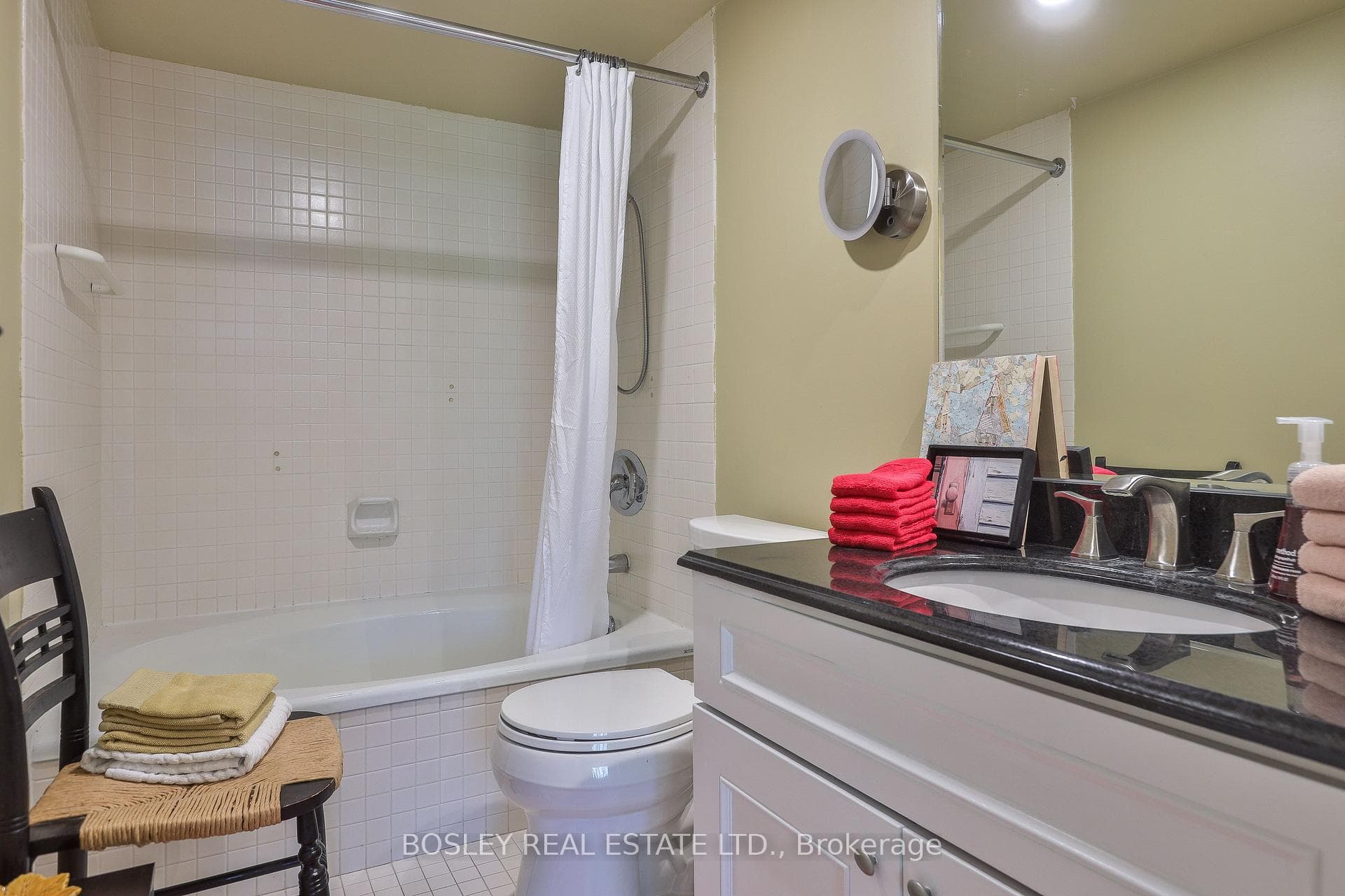 63 St Clair Avenue Unit 306 - Condo photo 16 of 34 in Annex / Yorkville / Summerhill, Ontario