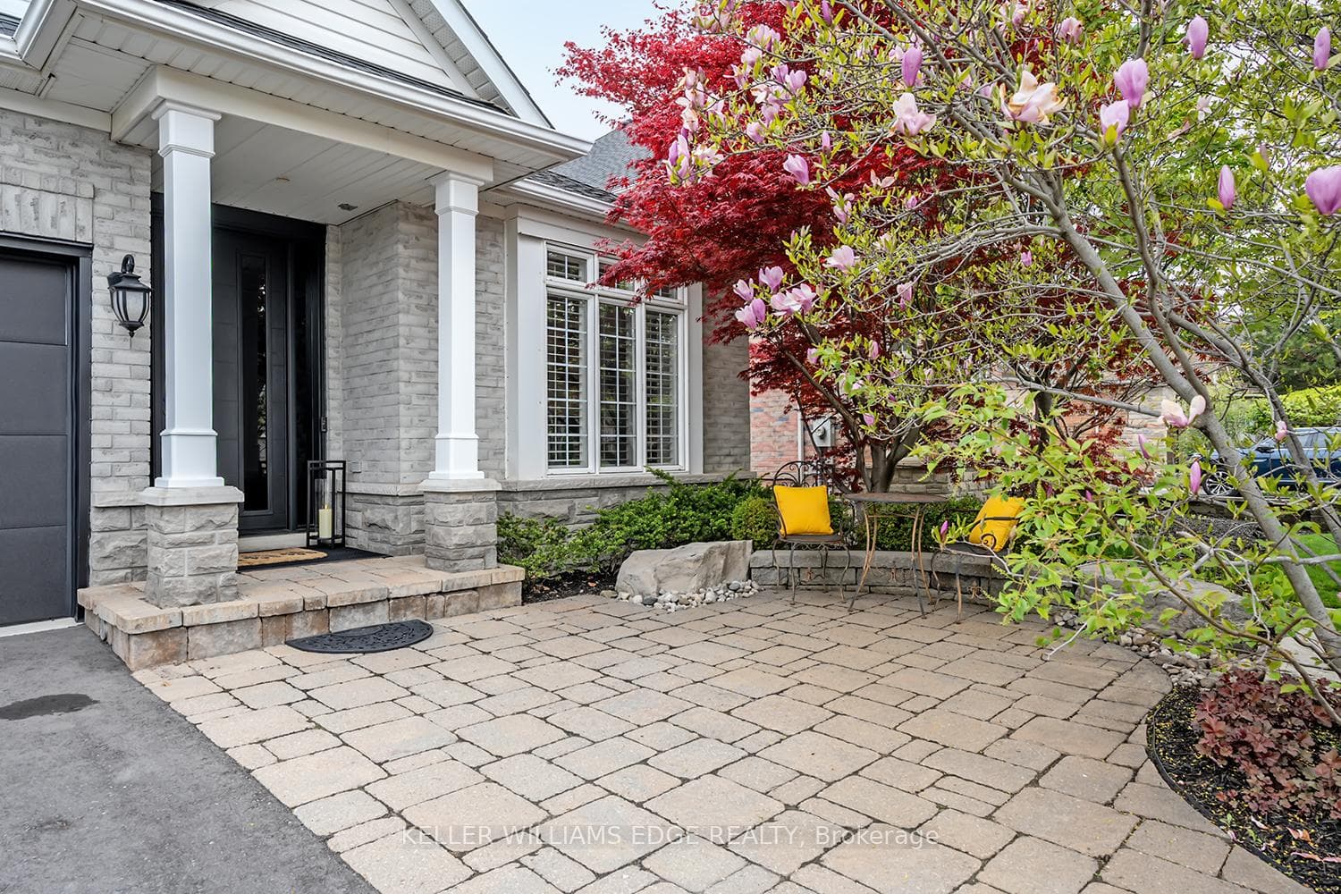 4285 Couples Crescent - Detached photo 3 of 46 in Burlington, Ontario