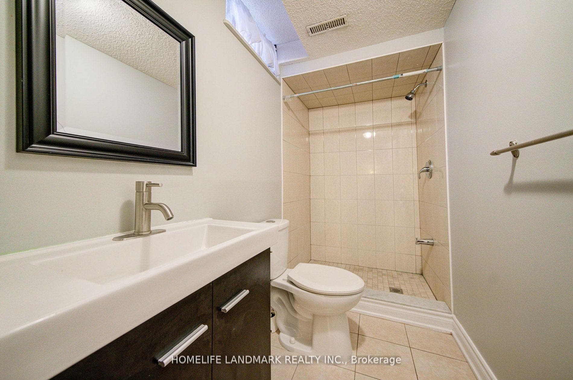 1111 Deer Run - Detached photo 28 of 29 in Mississauga, Ontario