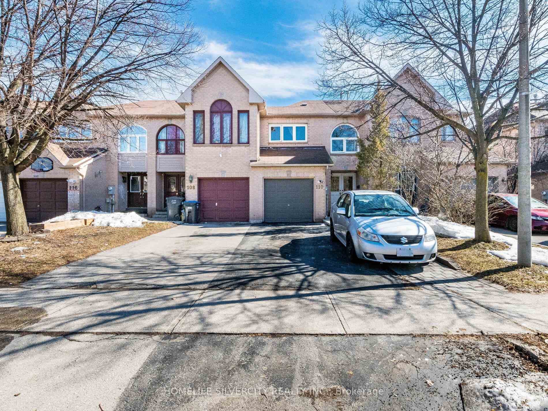 110 Richwood Crescent - Townhouse for sale in Sandalwood, Ontario