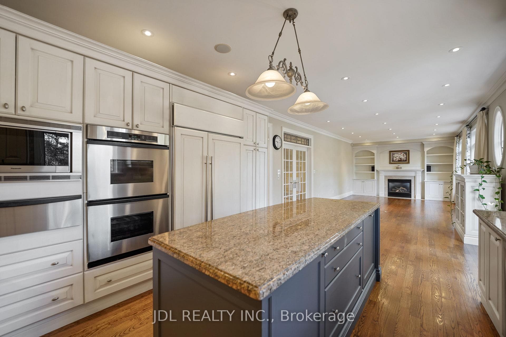 1283 Lindburgh Court - Detached photo 21 of 49 in Mississauga, Ontario