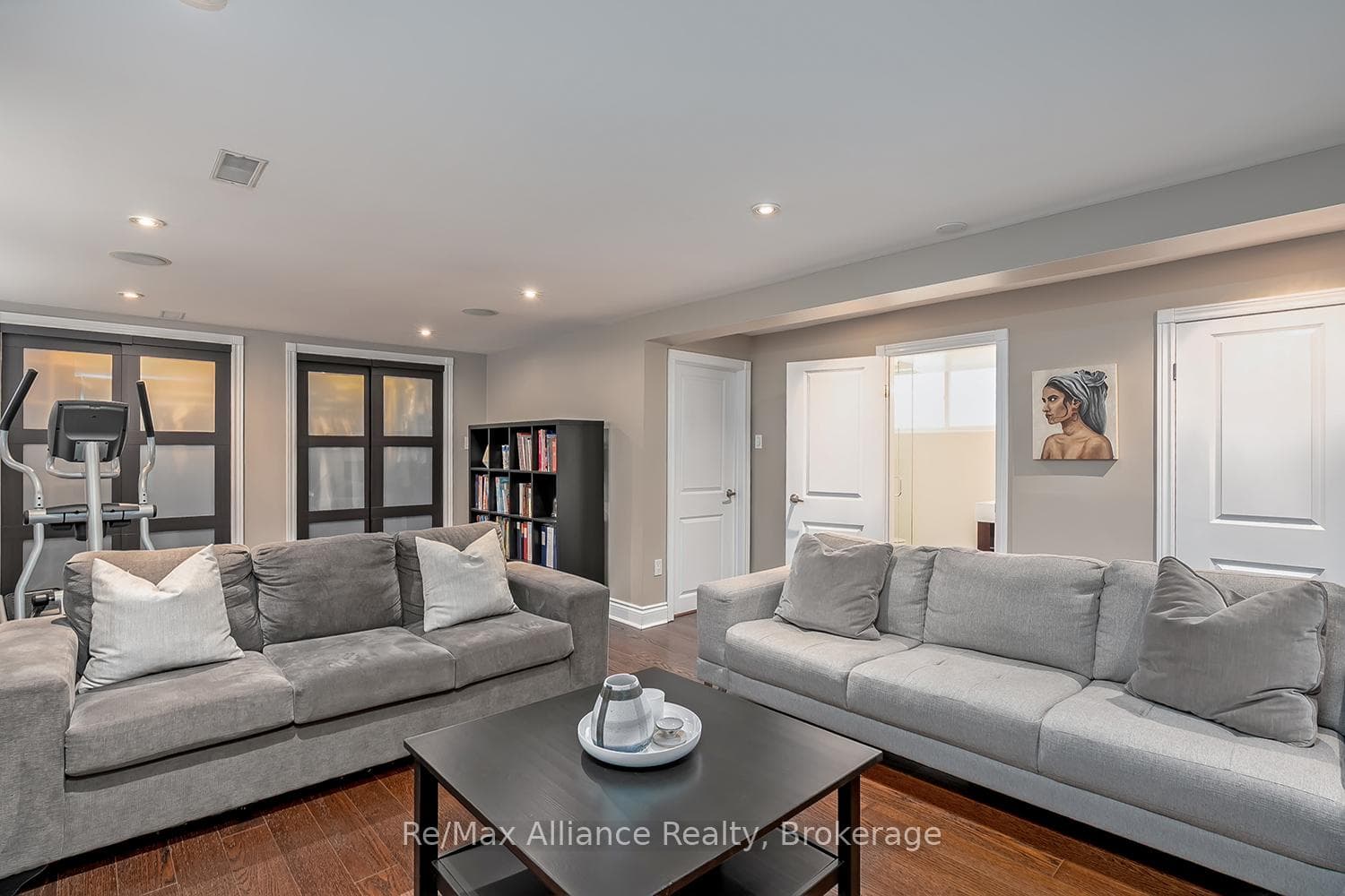 183 Westminster Drive - Detached photo 30 of 44 in Oakville, Ontario