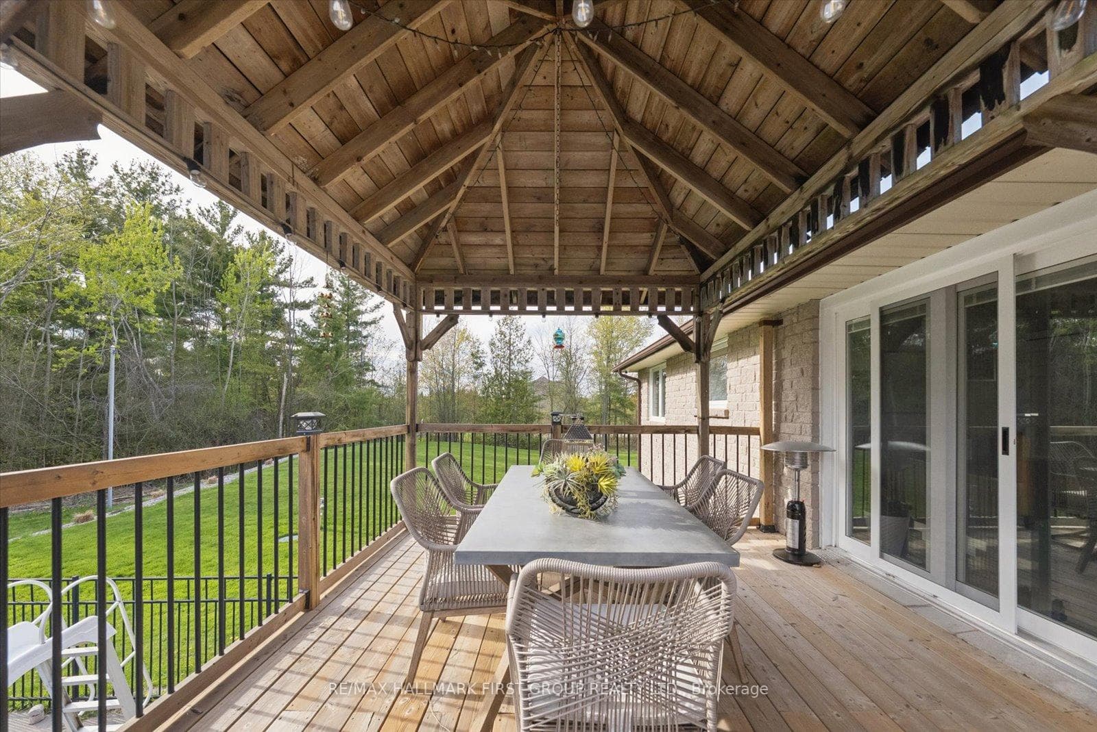 2720 Castle Hill Drive - Detached photo 9 of 37 in Hamilton Township, Ontario
