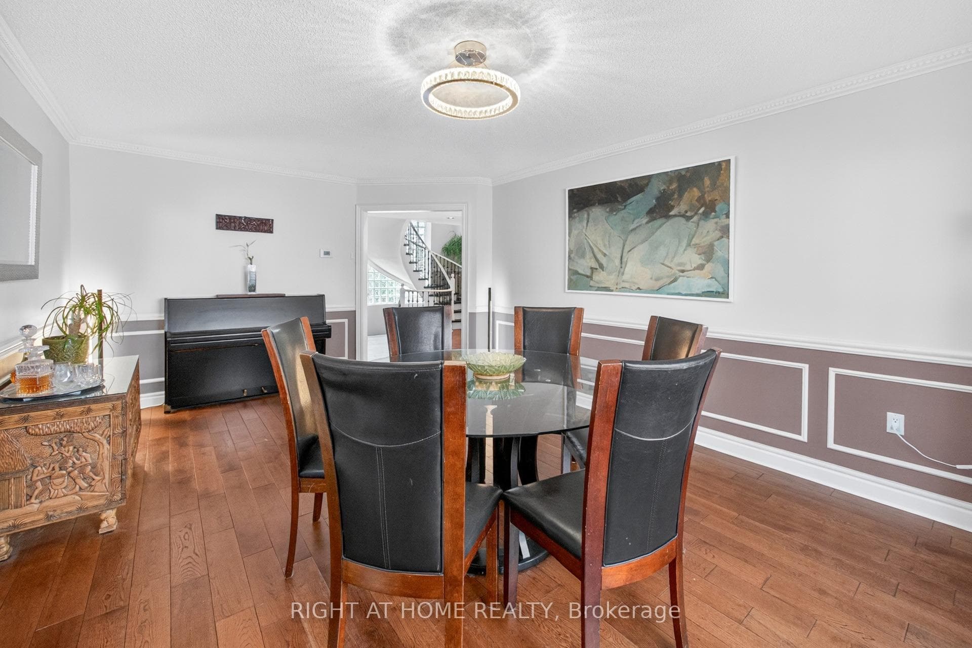 2005 Oak Springs Road - Detached photo 10 of 50 in Oakville, Ontario