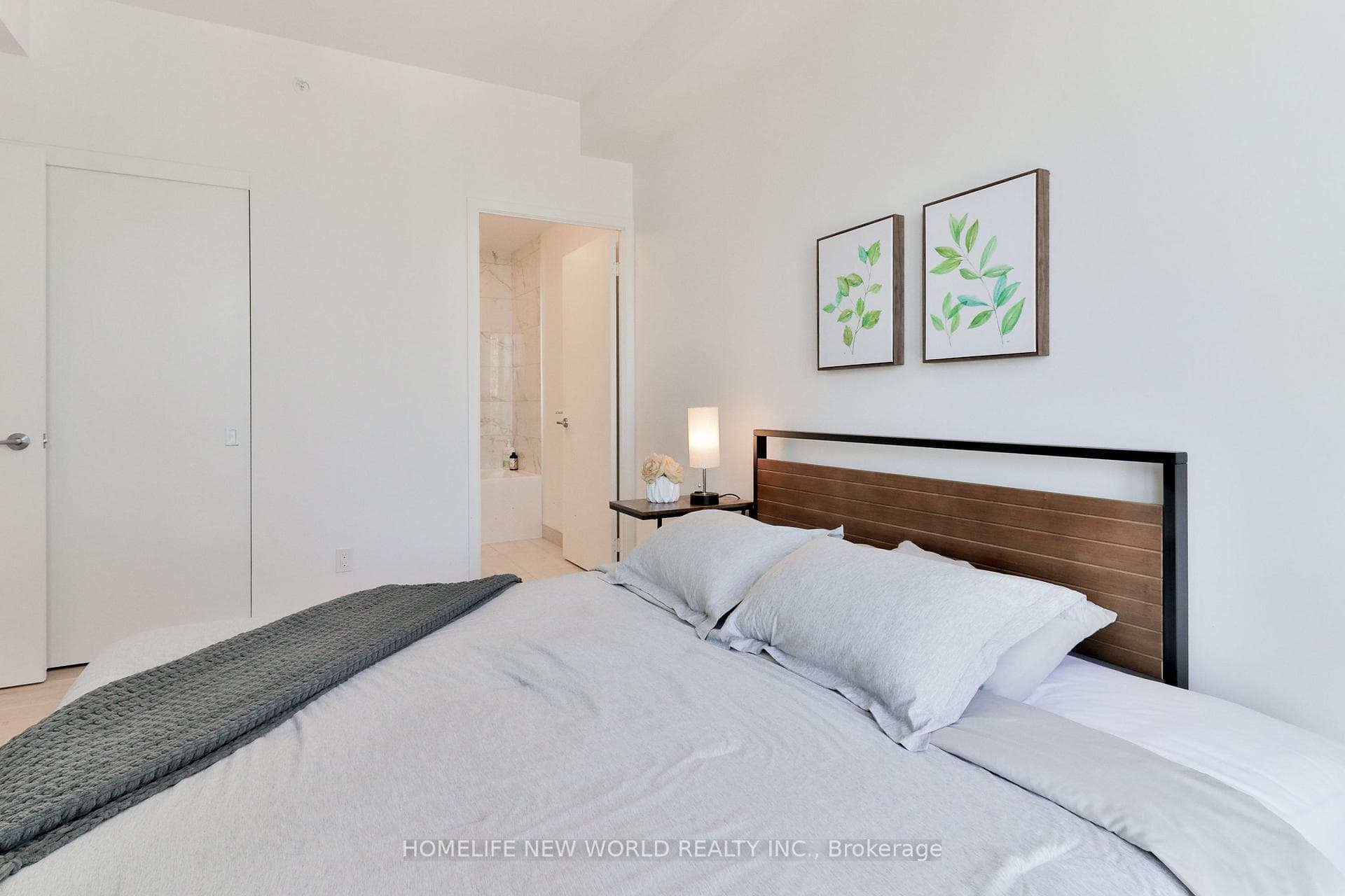 20 Lombard Street Unit 4202 - Condo photo 20 of 35 in Regent Park / Cabbagetown / St. James Town, Ontario