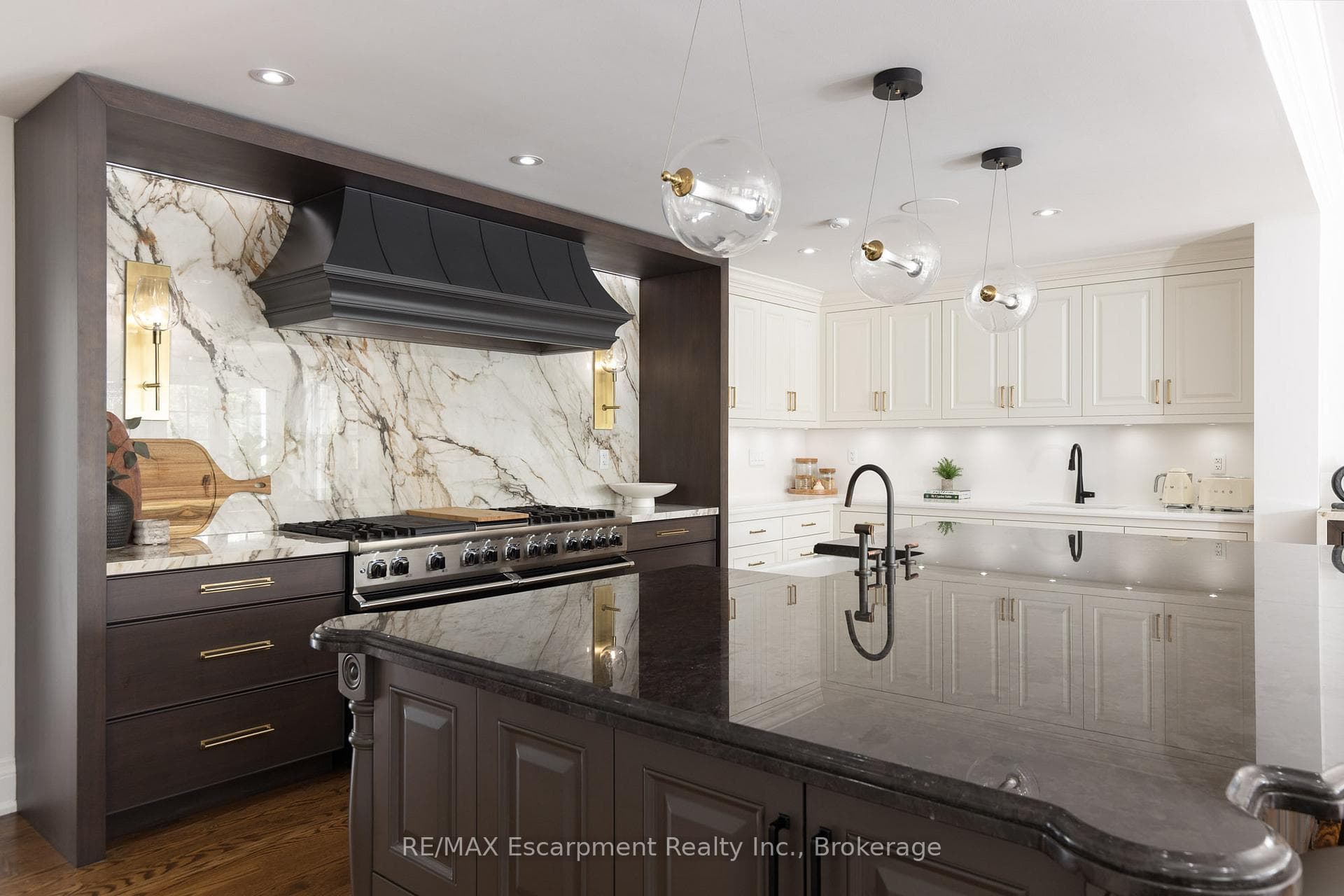 146 Abbey Court - Detached photo 20 of 45 in Oakville, Ontario