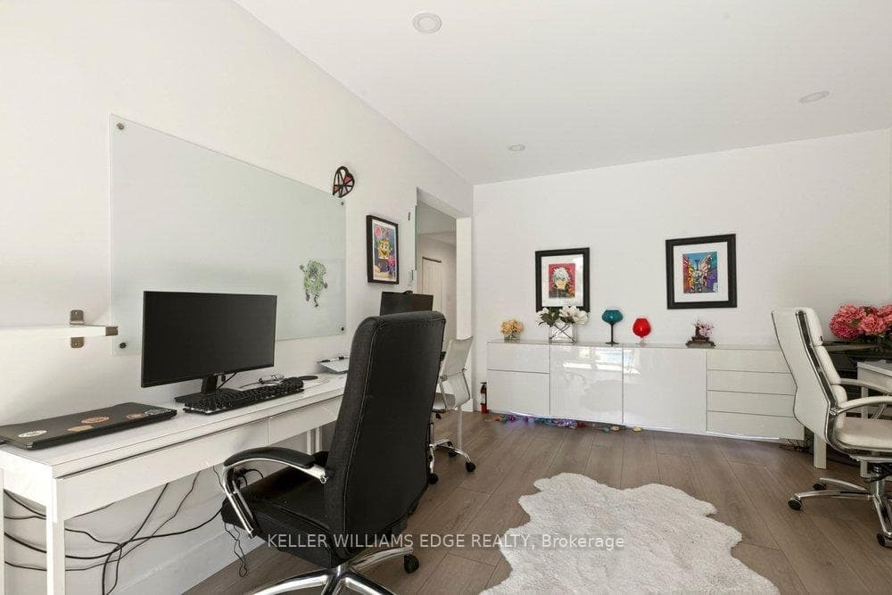 2192 Melissa Crescent - Detached photo 12 of 31 in Burlington, Ontario
