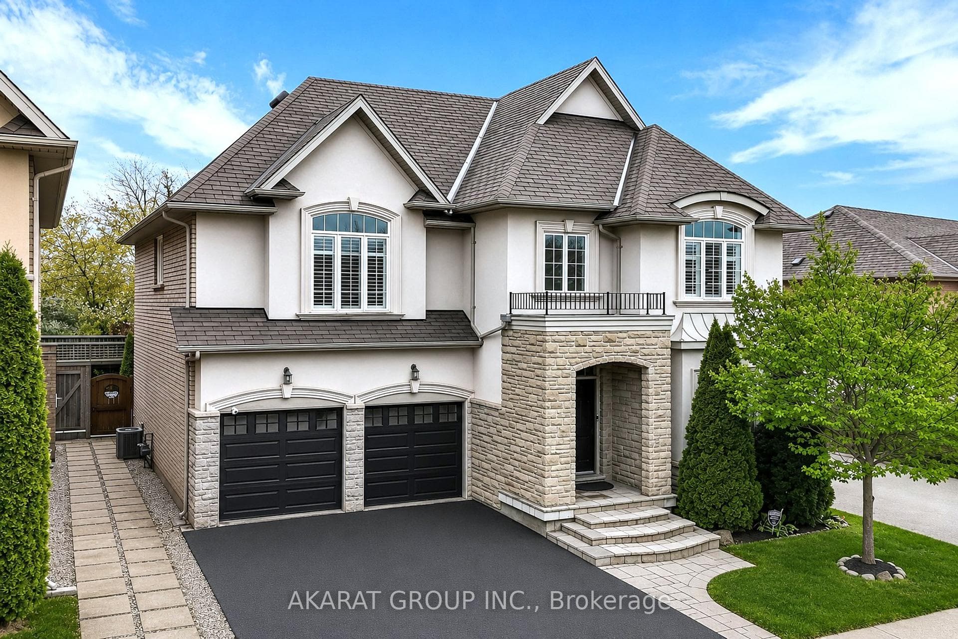 2376 Brockberry Crescent - Detached photo 2 of 50 in Oakville, Ontario