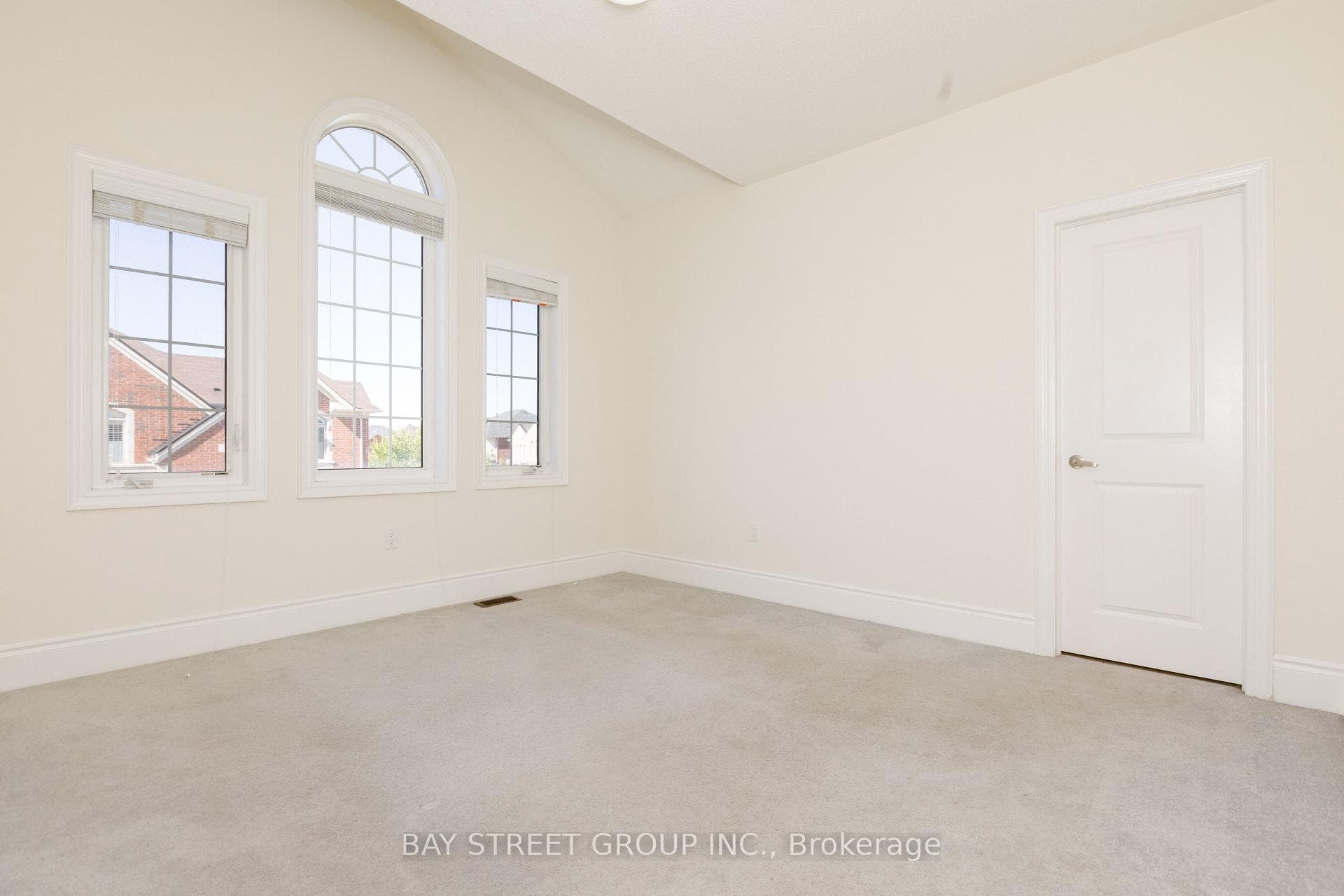 3127 Streamwood Pass - Detached photo 37 of 48 in Oakville, Ontario