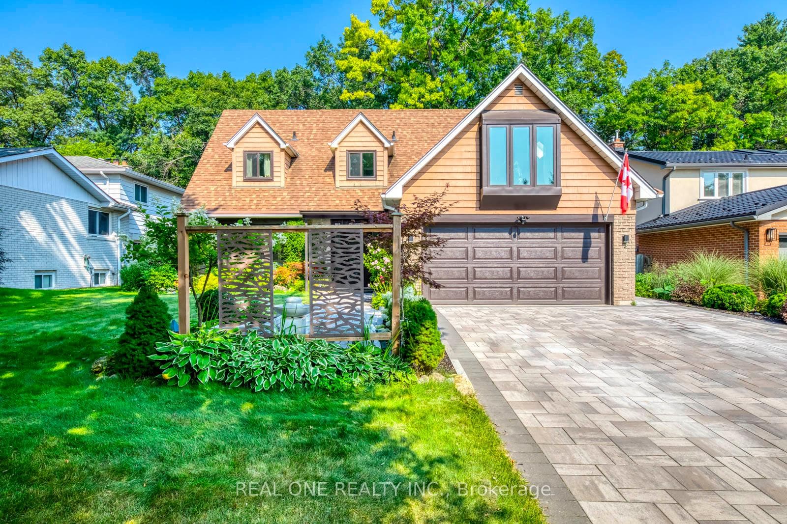 1005 Fair Birch Drive - Detached photo 3 of 48 in Mississauga, Ontario