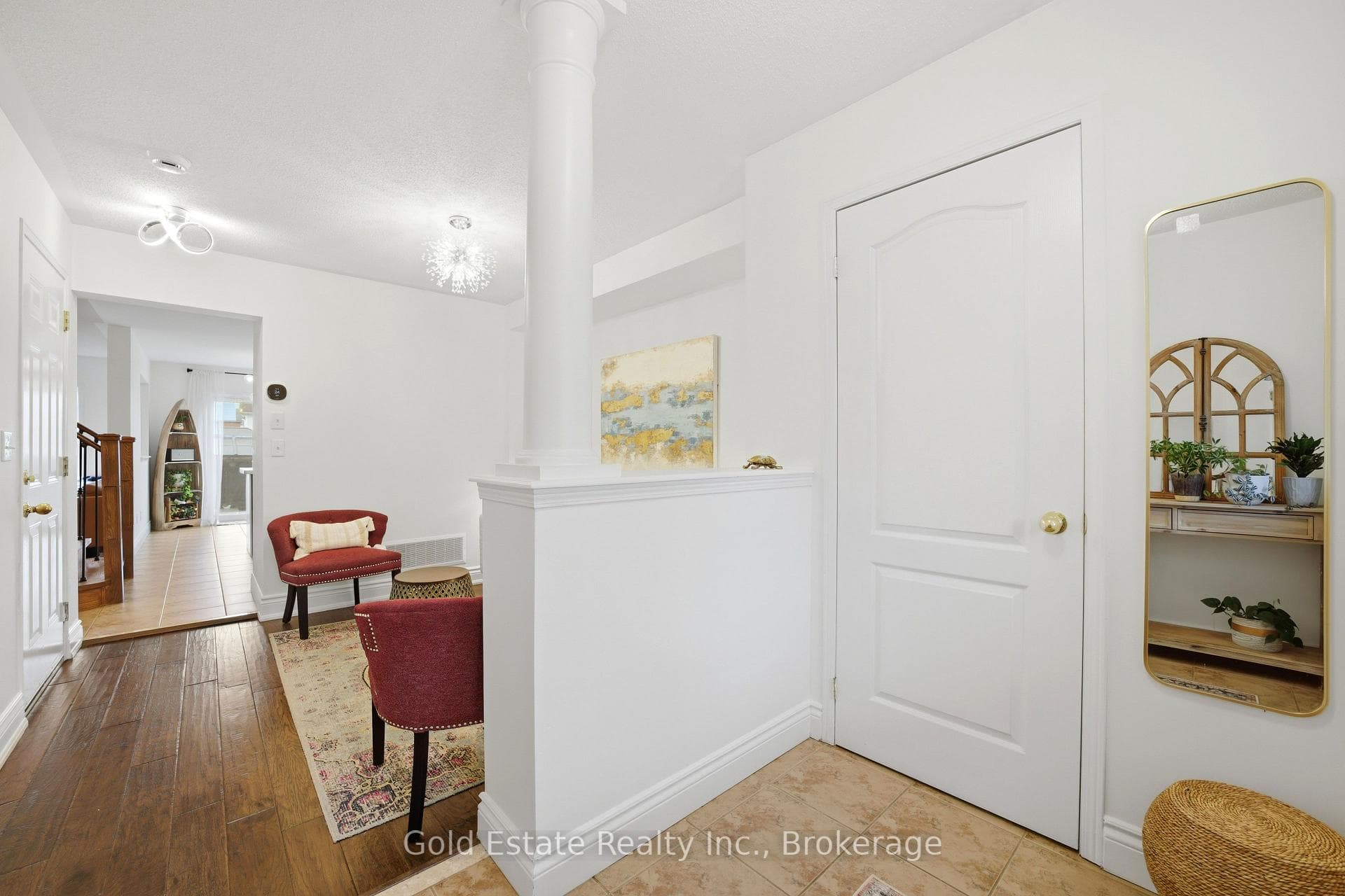 4875 Valera Road - Townhouse photo 6 of 23 in Burlington, Ontario