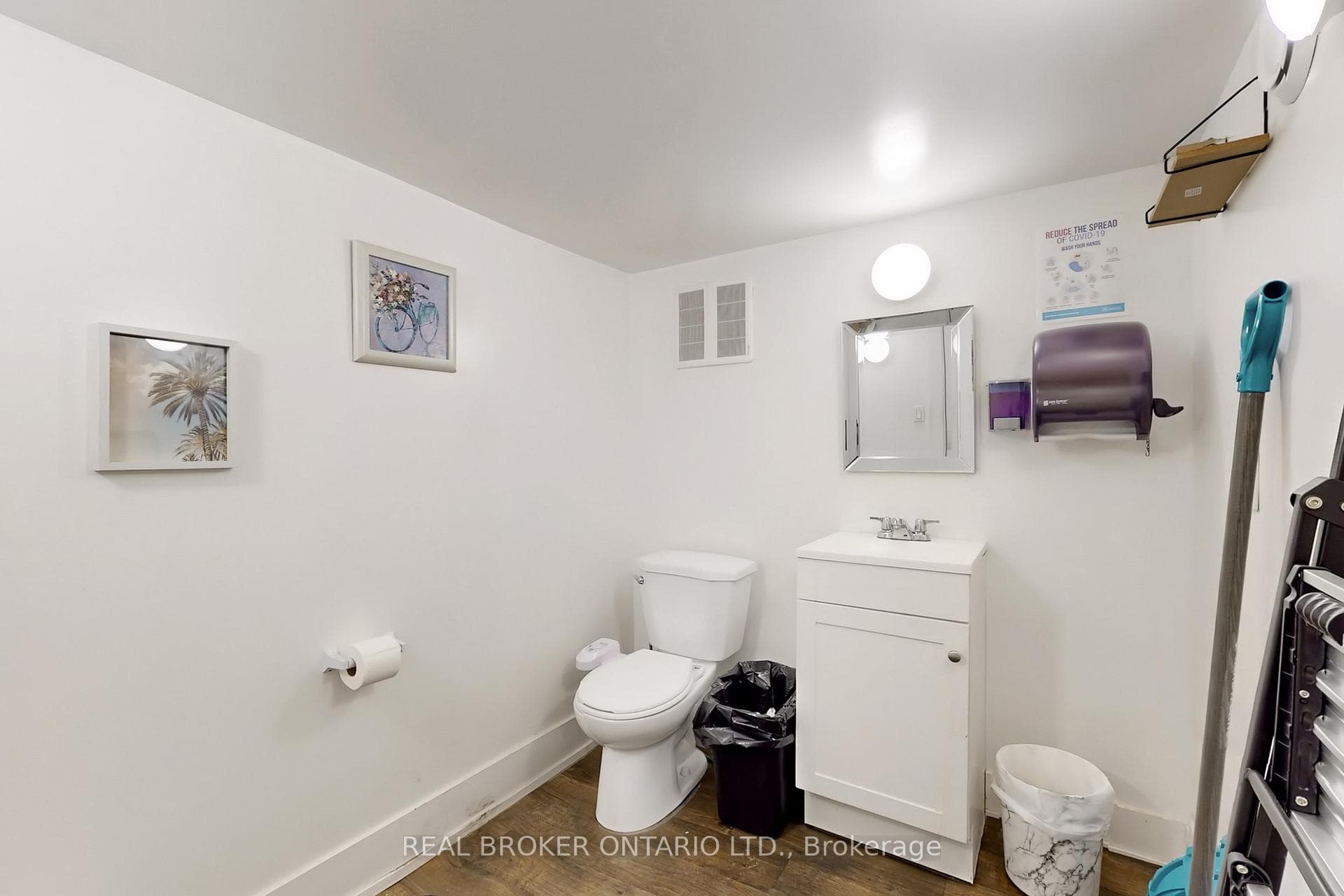 85 John Street Unit C - Commercial photo 28 of 31 in Hamilton, Ontario