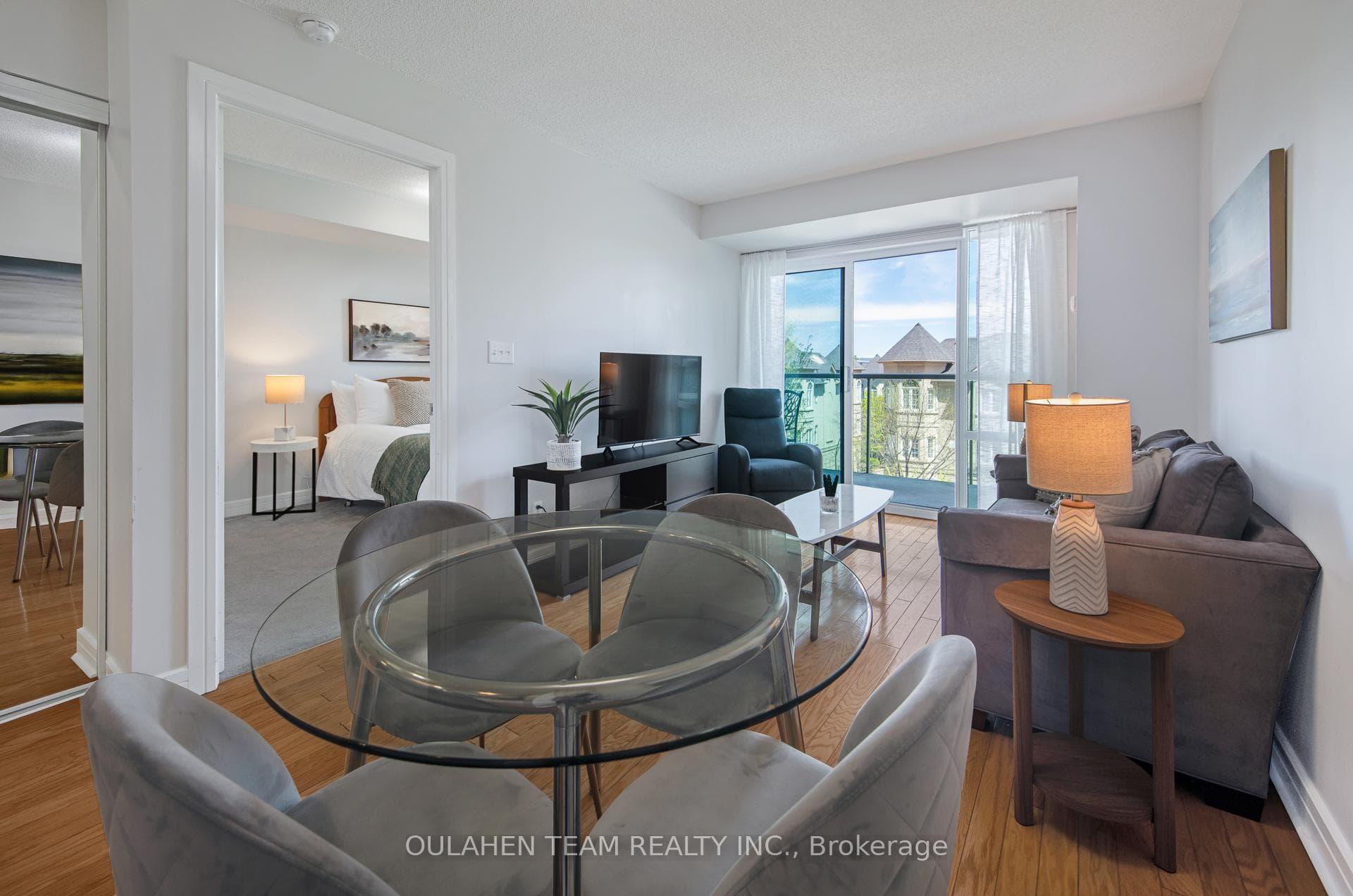 16 Harrison Garden Boulevard Unit 309 - Condo photo 5 of 35 in Willowdale / Newtonbrook, Ontario