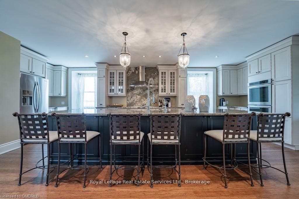 4197 Walkers Line - Detached photo 6 of 30 in Burlington, Ontario
