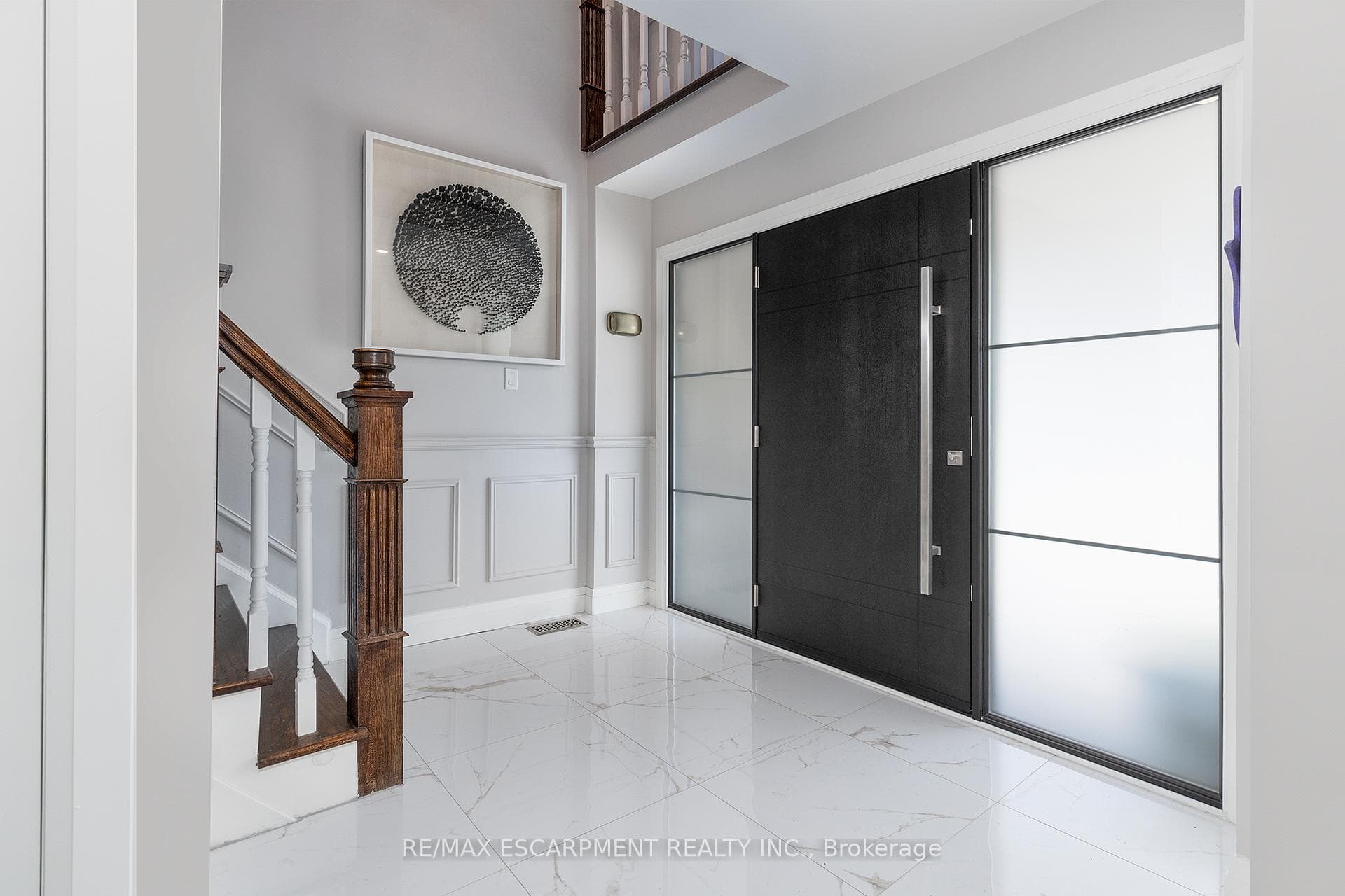 436 Goodram Drive - Detached photo 4 of 43 in Burlington, Ontario