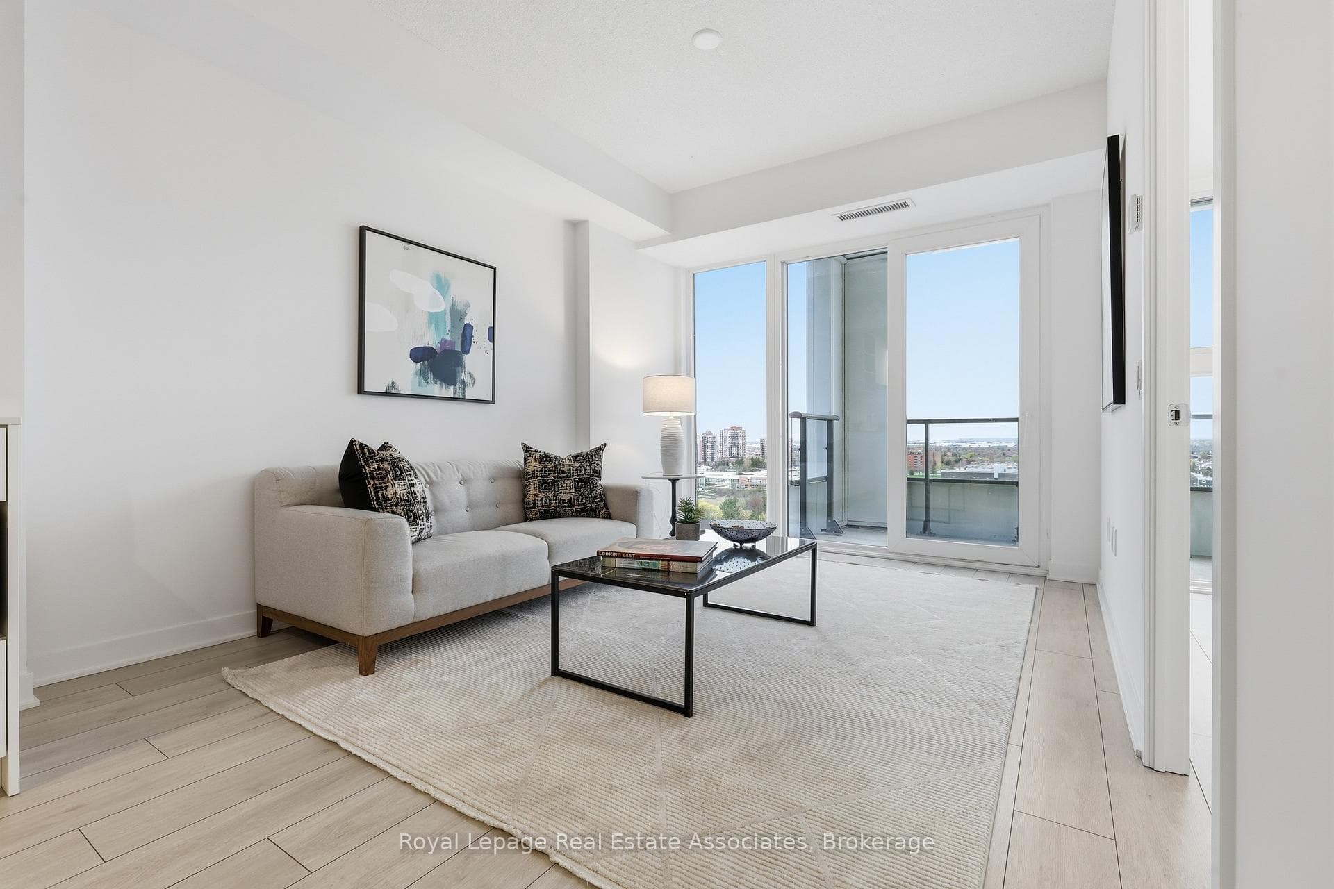 260 Malta Avenue Unit 1106 - home for sale in Brampton, Ontario