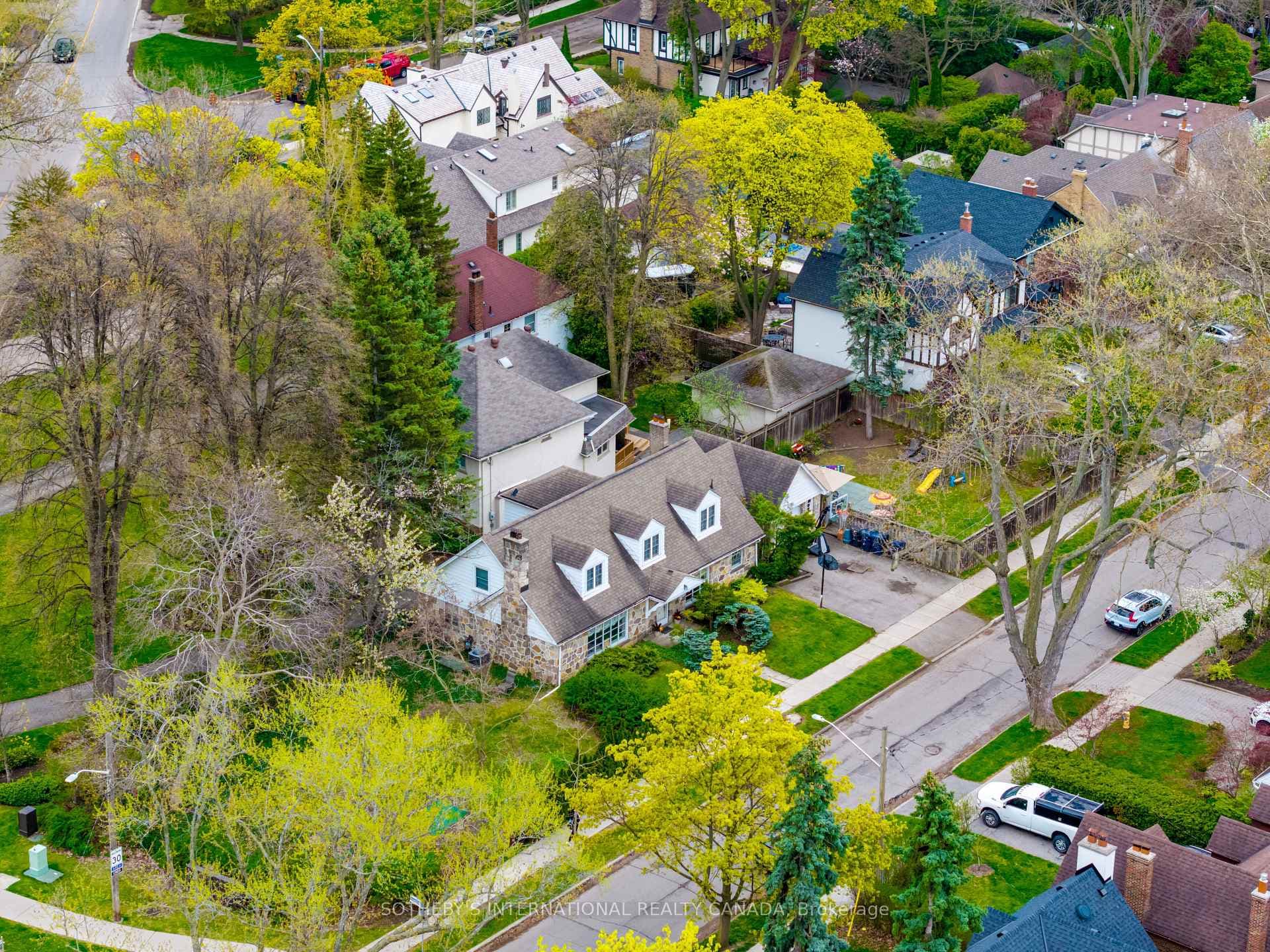 103 Willingdon Boulevard - Detached photo 5 of 39 in Etobicoke (Islington / Rexdale), Ontario
