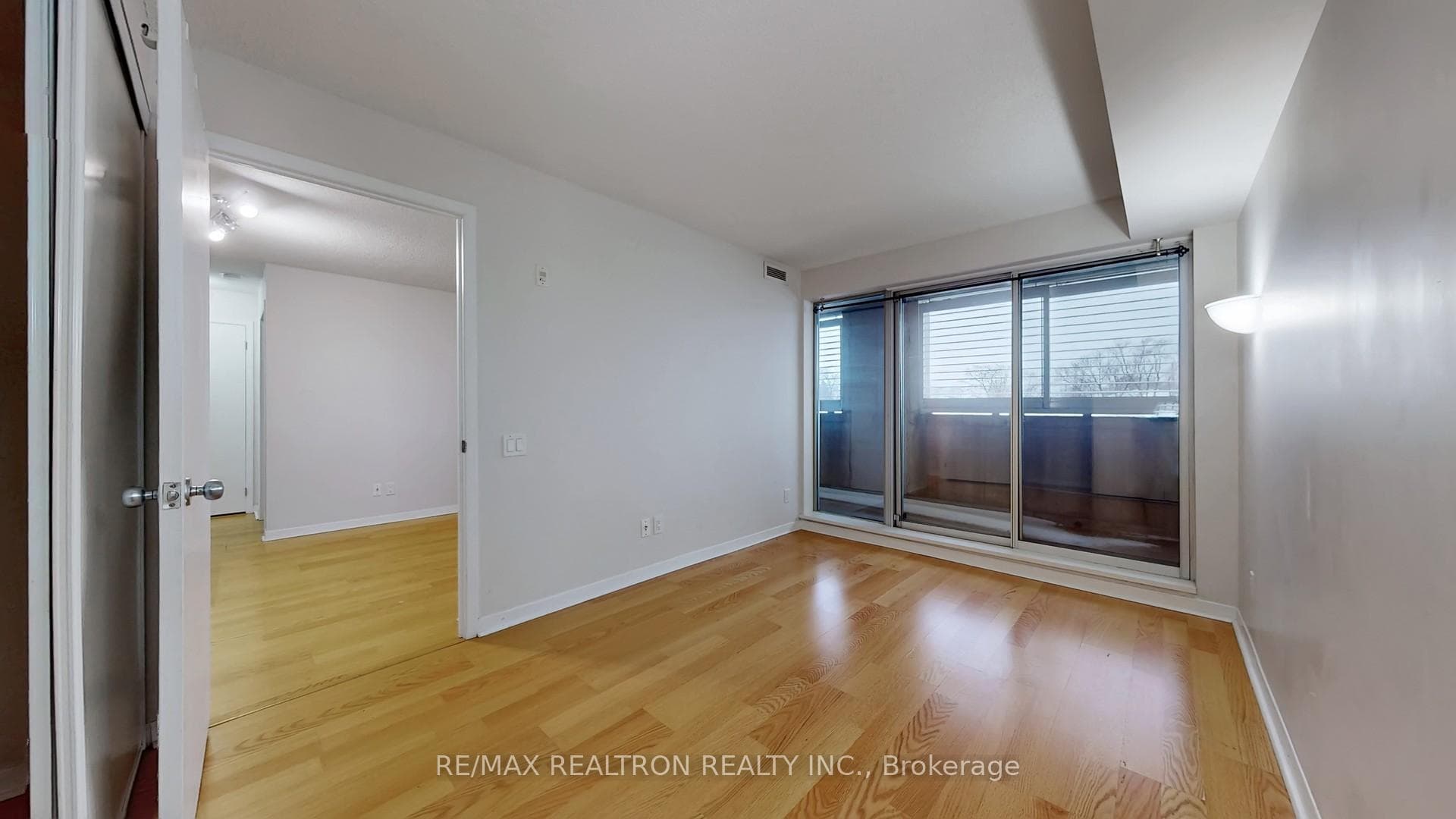 1050 The Queensway Avenue Unit 217 - Condo photo 27 of 41 in Etobicoke (Islington / Rexdale), Ontario
