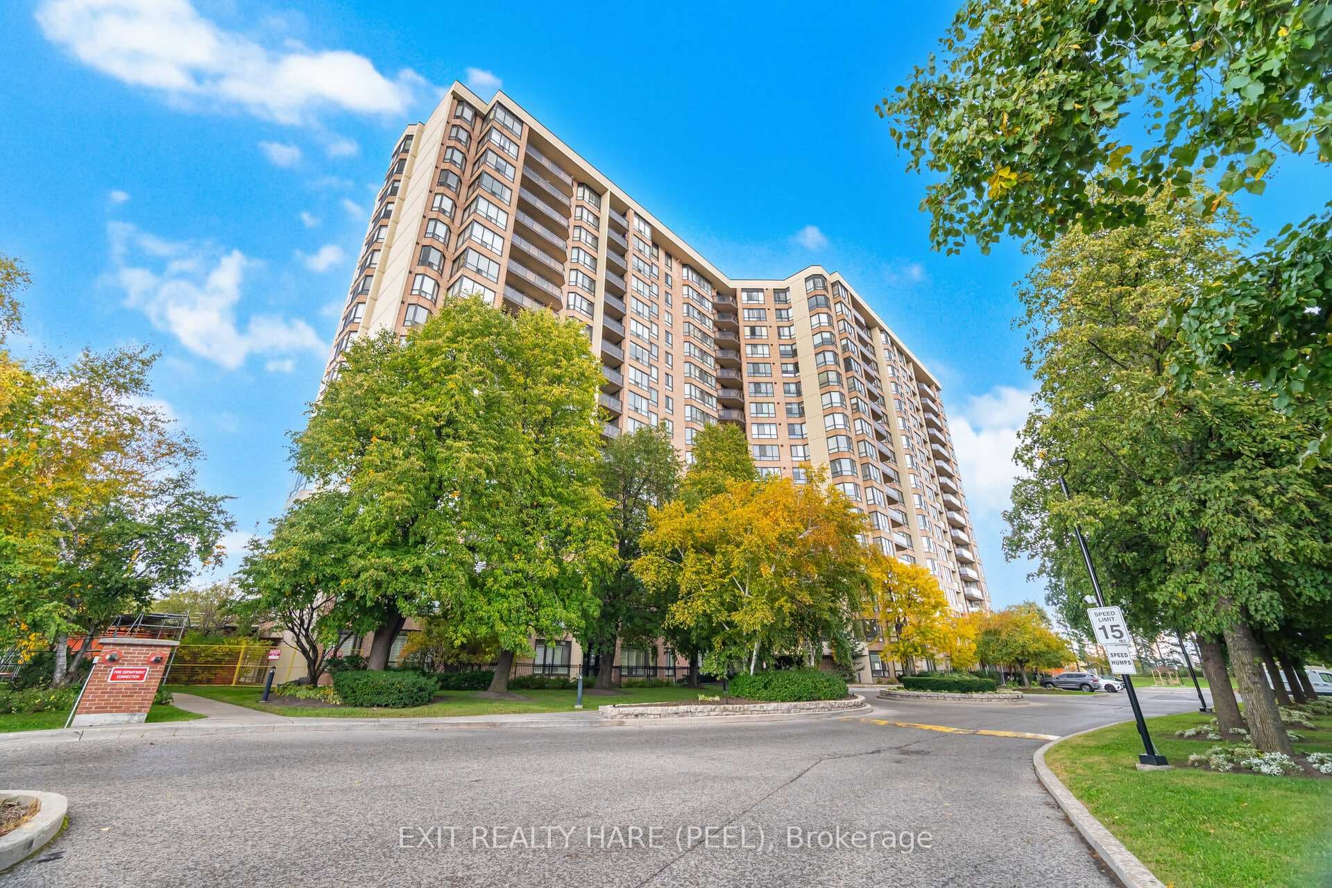 20 Cherrytree Drive Unit 912 - Condo for sale in Mount Pleasant, Ontario