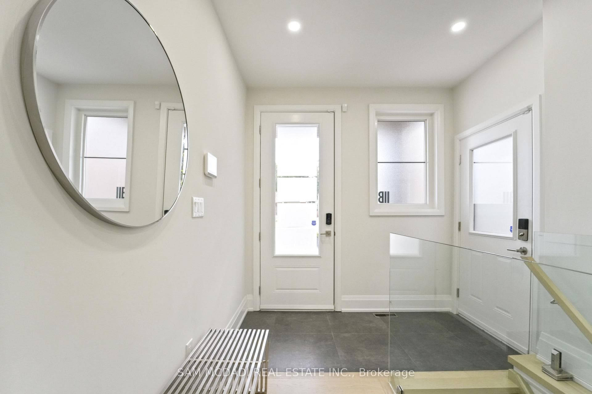 11B Maple Avenue - Semi-Detached photo 3 of 49 in Mississauga, Ontario