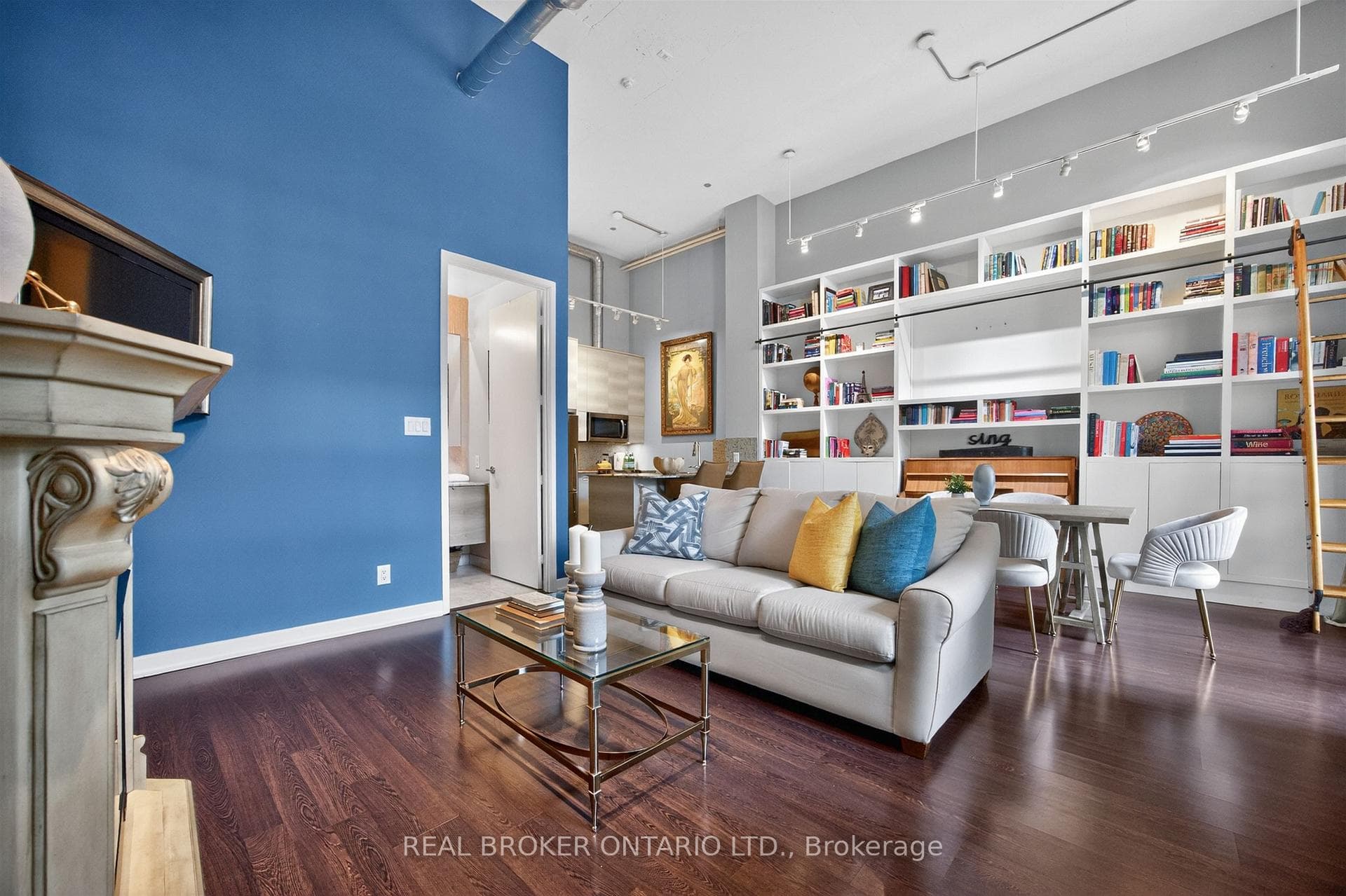 380 Macpherson Avenue Unit 209 - Condo photo 21 of 49 in Annex / Yorkville / Summerhill, Ontario