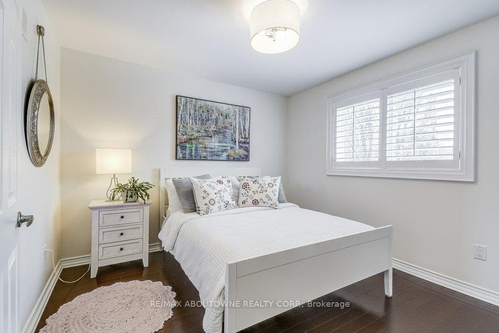 2080 Mckerlie Crescent - Detached photo 27 of 50 in Burlington, Ontario