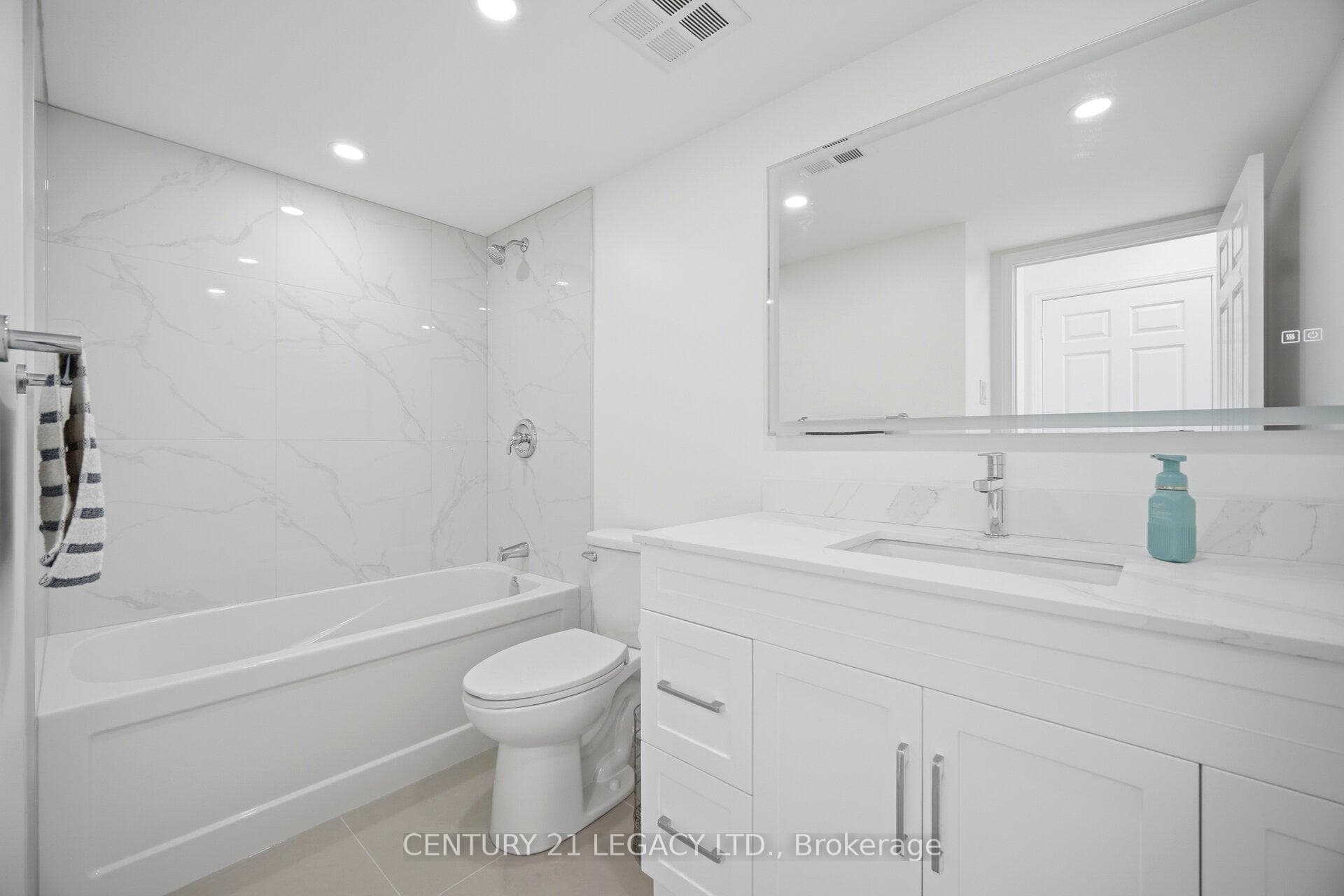 24 Hanover Road Unit 404 - Condo photo 25 of 45 in Brampton, Ontario