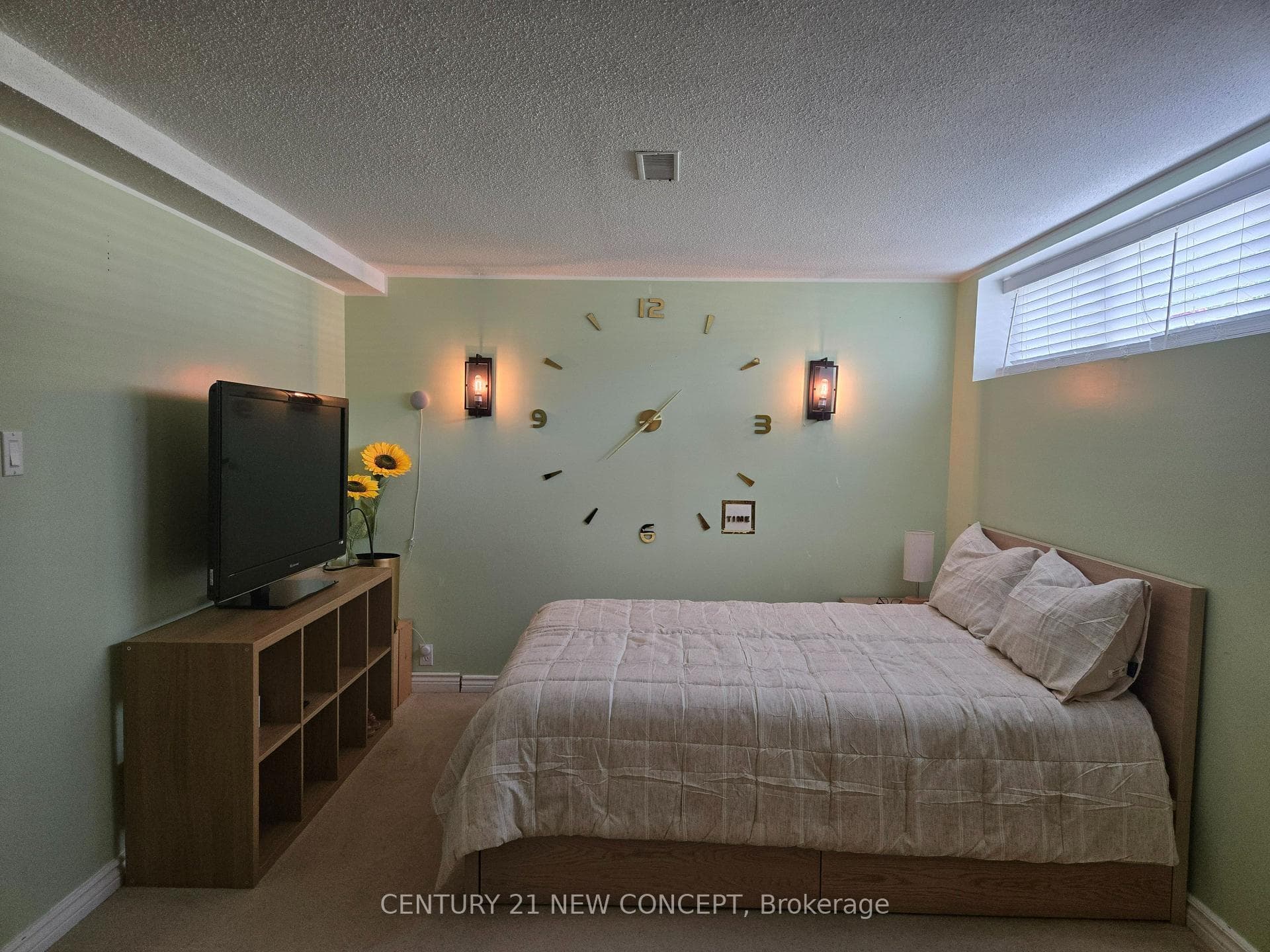 412 Melores Drive - Semi-Detached photo 21 of 26 in Burlington, Ontario