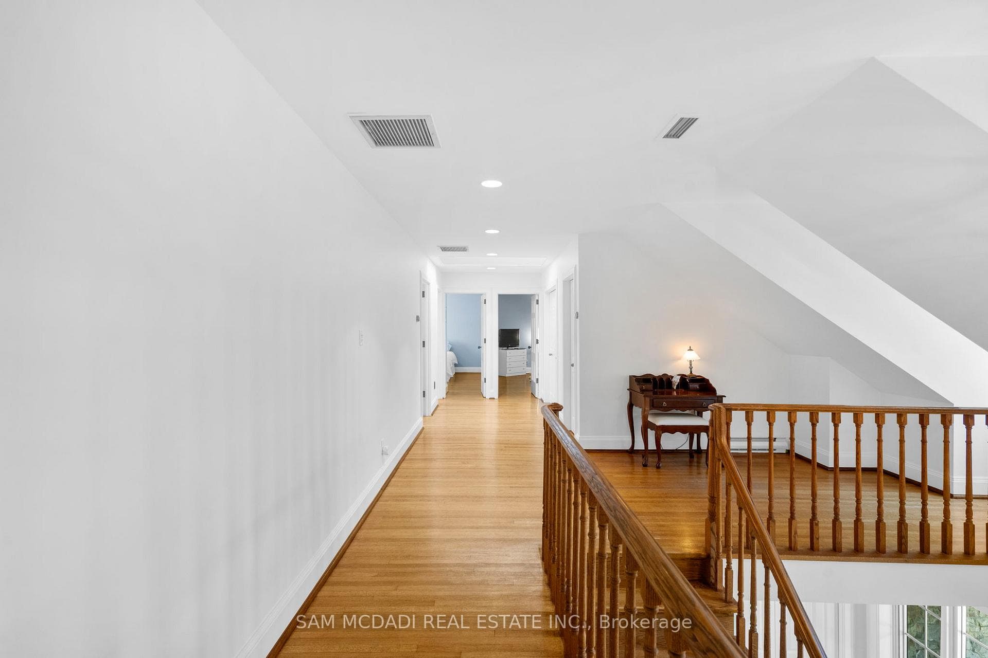 1690 Sherway Drive - Detached photo 19 of 46 in Mississauga, Ontario