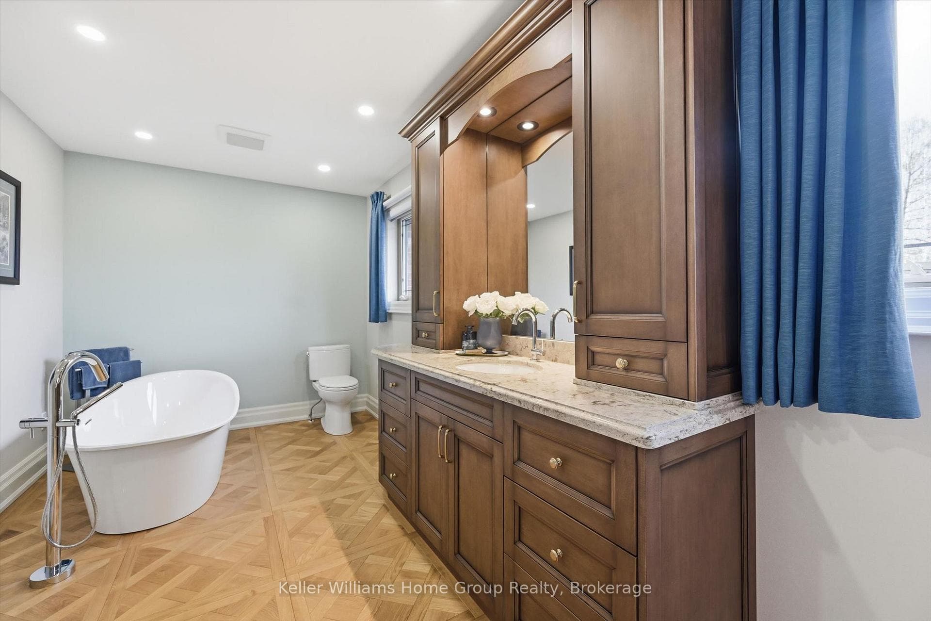 6423 Chelsea Road - Detached photo 24 of 49 in Burlington, Ontario