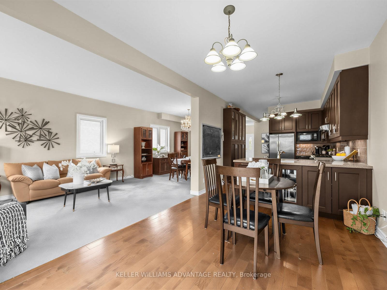 98 Coalport Drive - Detached photo 12 of 34 in Birch Cliff / Cliffside, Ontario