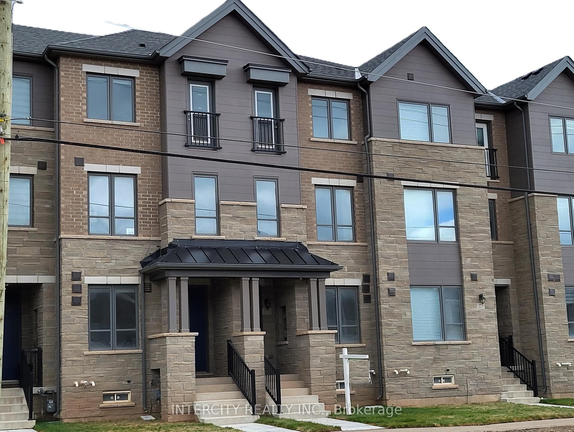 3273 Sixth Line - home for sale in Oakville, Ontario