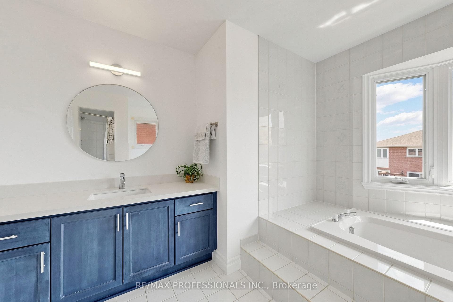 970 Silversmith Drive - Detached photo 28 of 50 in Mississauga, Ontario
