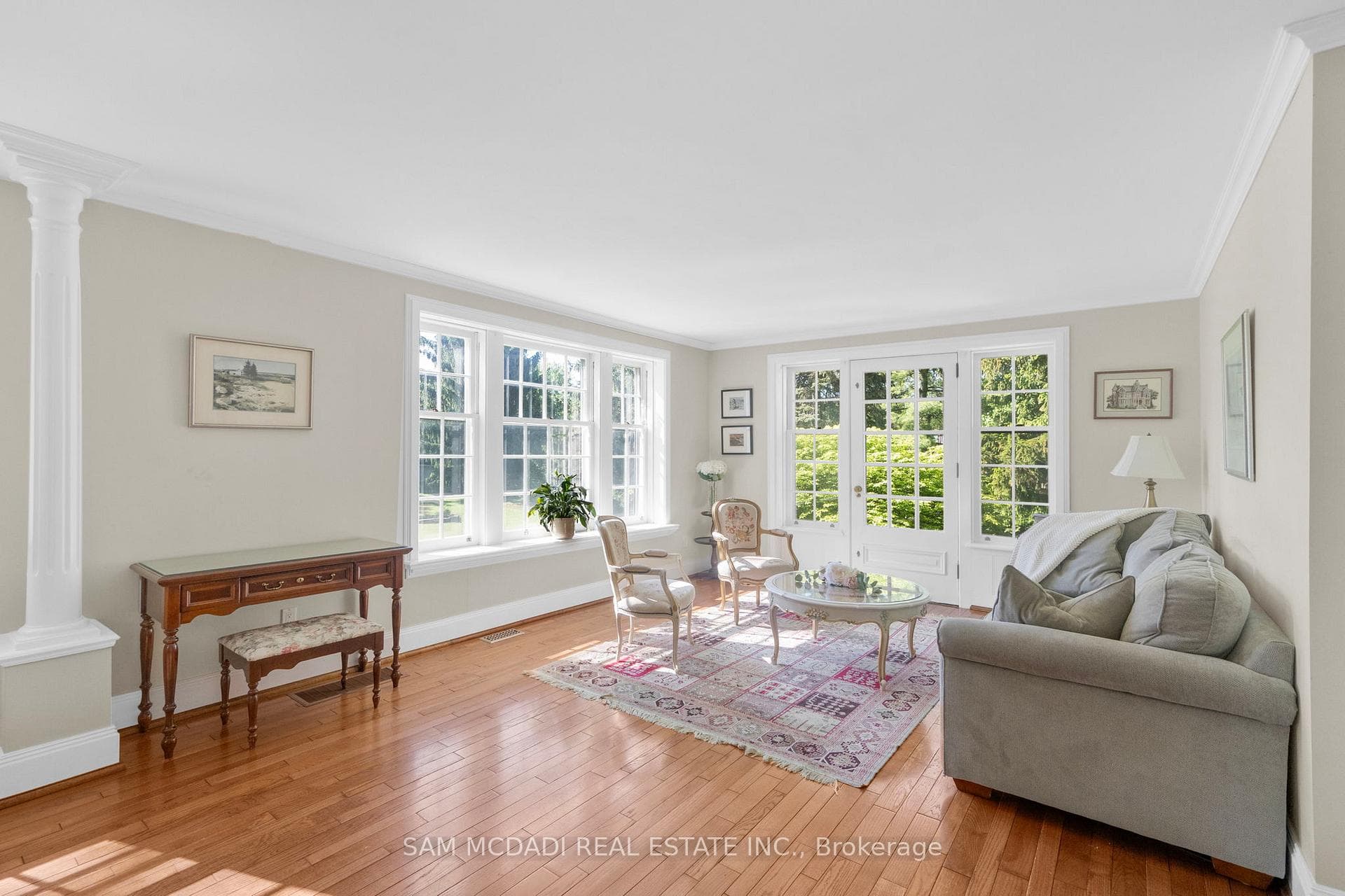 1690 Sherway Drive - Detached photo 5 of 46 in Mississauga, Ontario