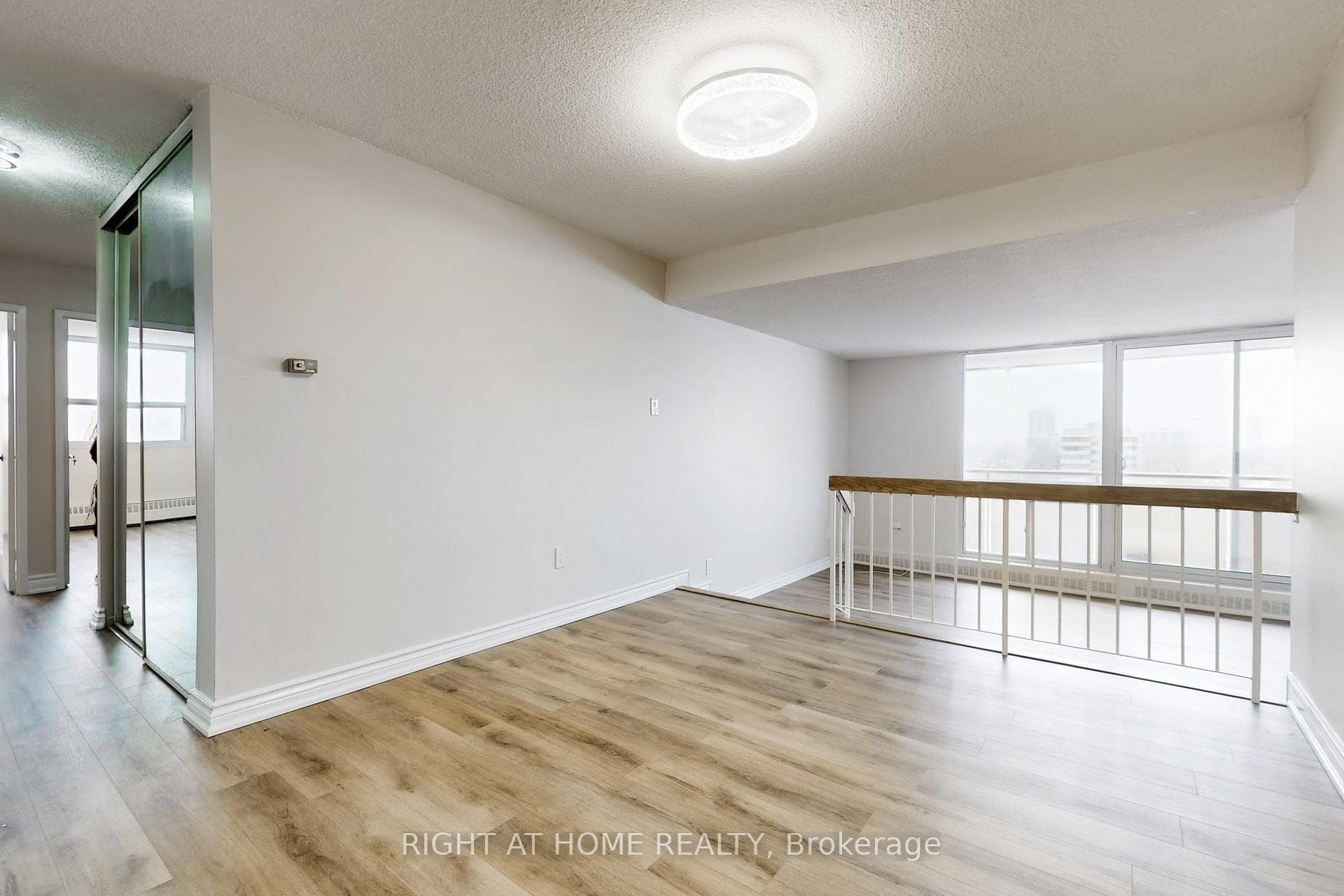 1338 York Mills Road Unit 702 - Condo photo 11 of 29 in Don Mills / Parkwoods / Victoria Village, Ontario