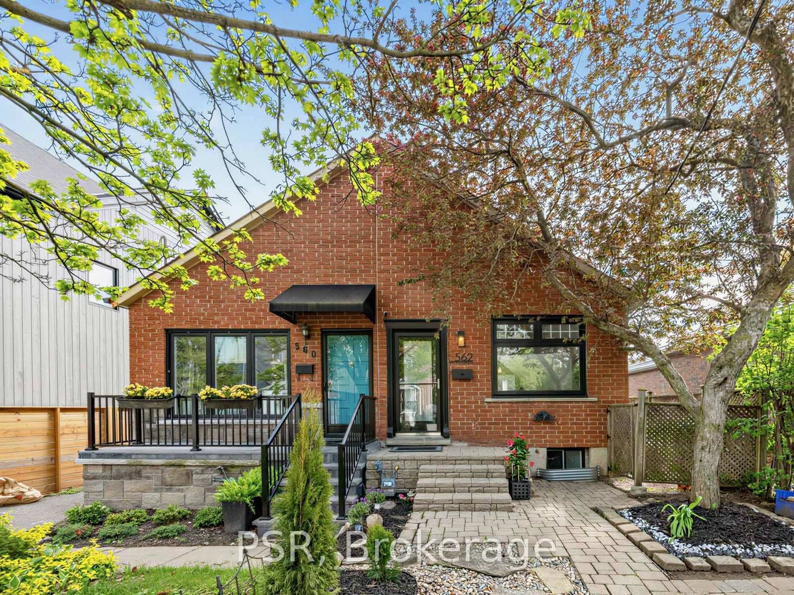 562 Arlington Avenue - home for sale in Forest Hill / Deer Park, Ontario