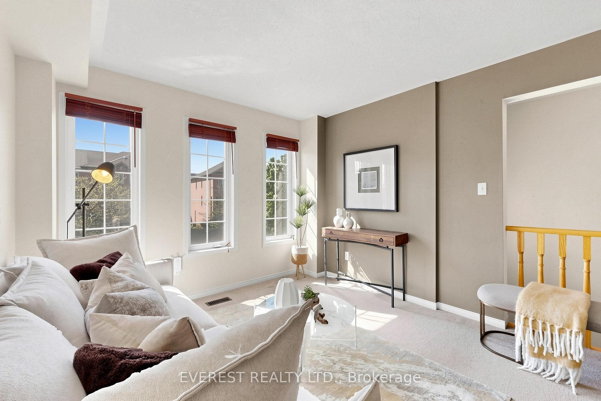116 Conn Smythe Drive - Townhouse photo 4 of 47 in Scarborough (West Hill / Highland Creek), Ontario