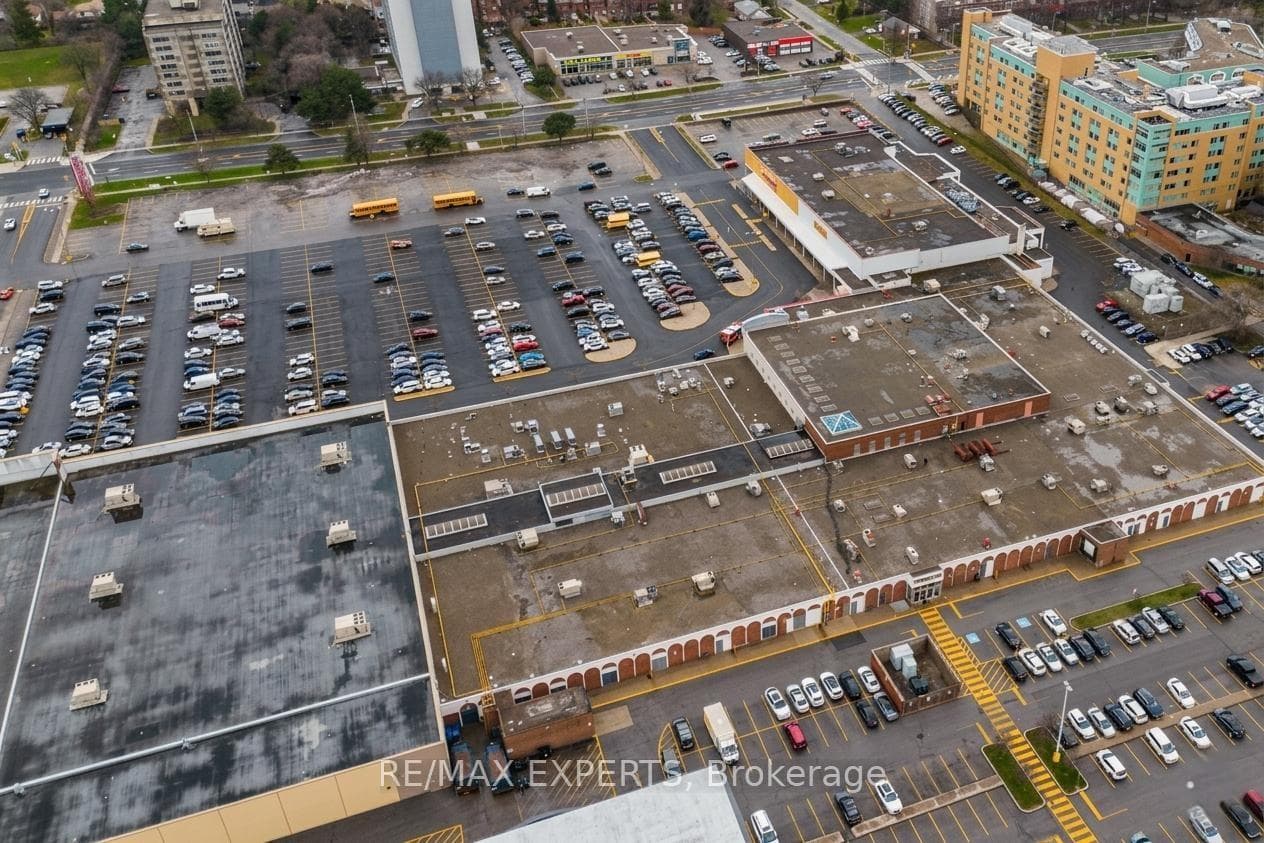 138 Bonis Avenue Unit 527 - Condo photo 42 of 42 in Scarborough Village / Eglinton East, Ontario