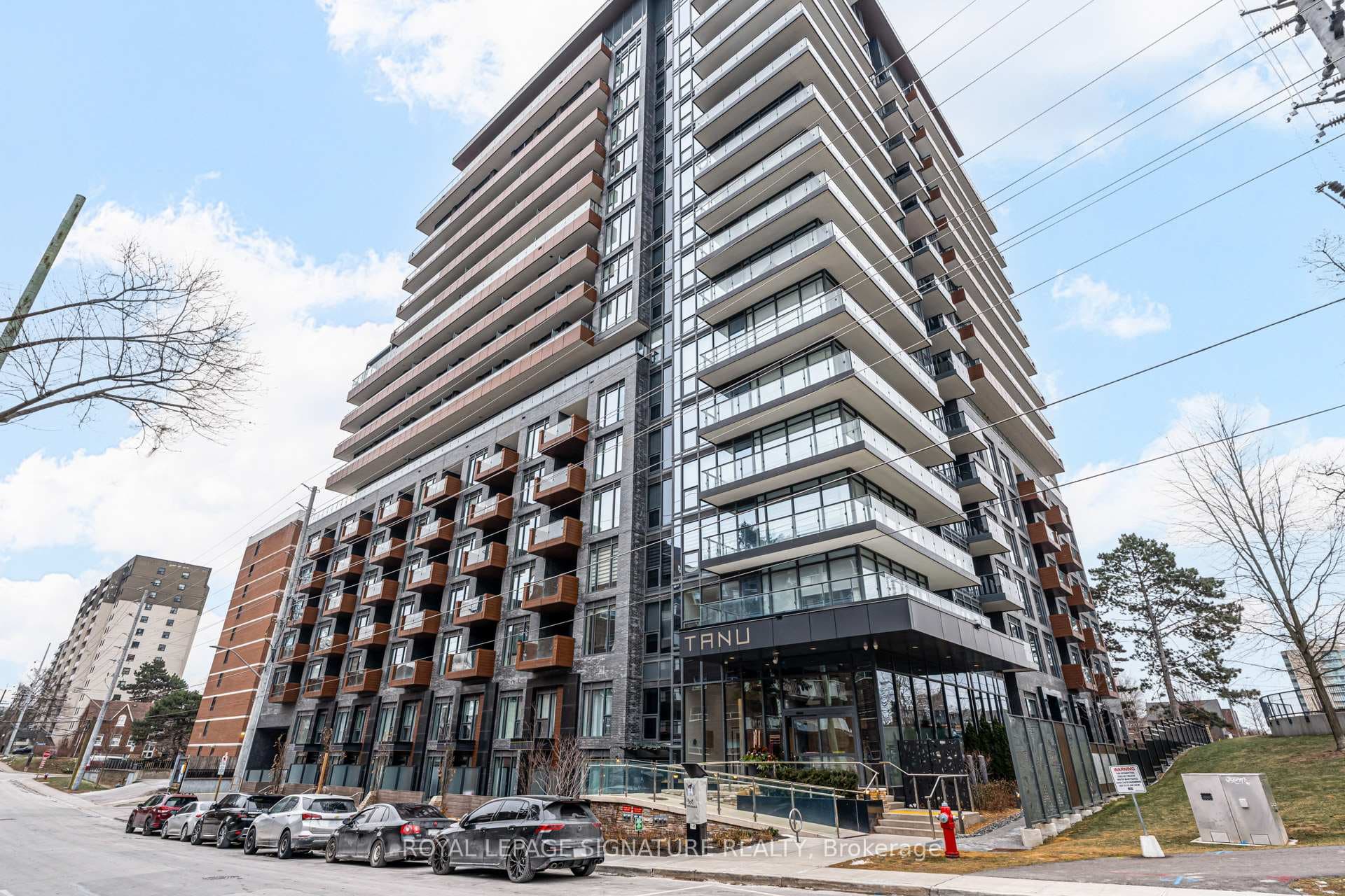 21 Park Street Unit 207 - home for sale in Mississauga, Ontario