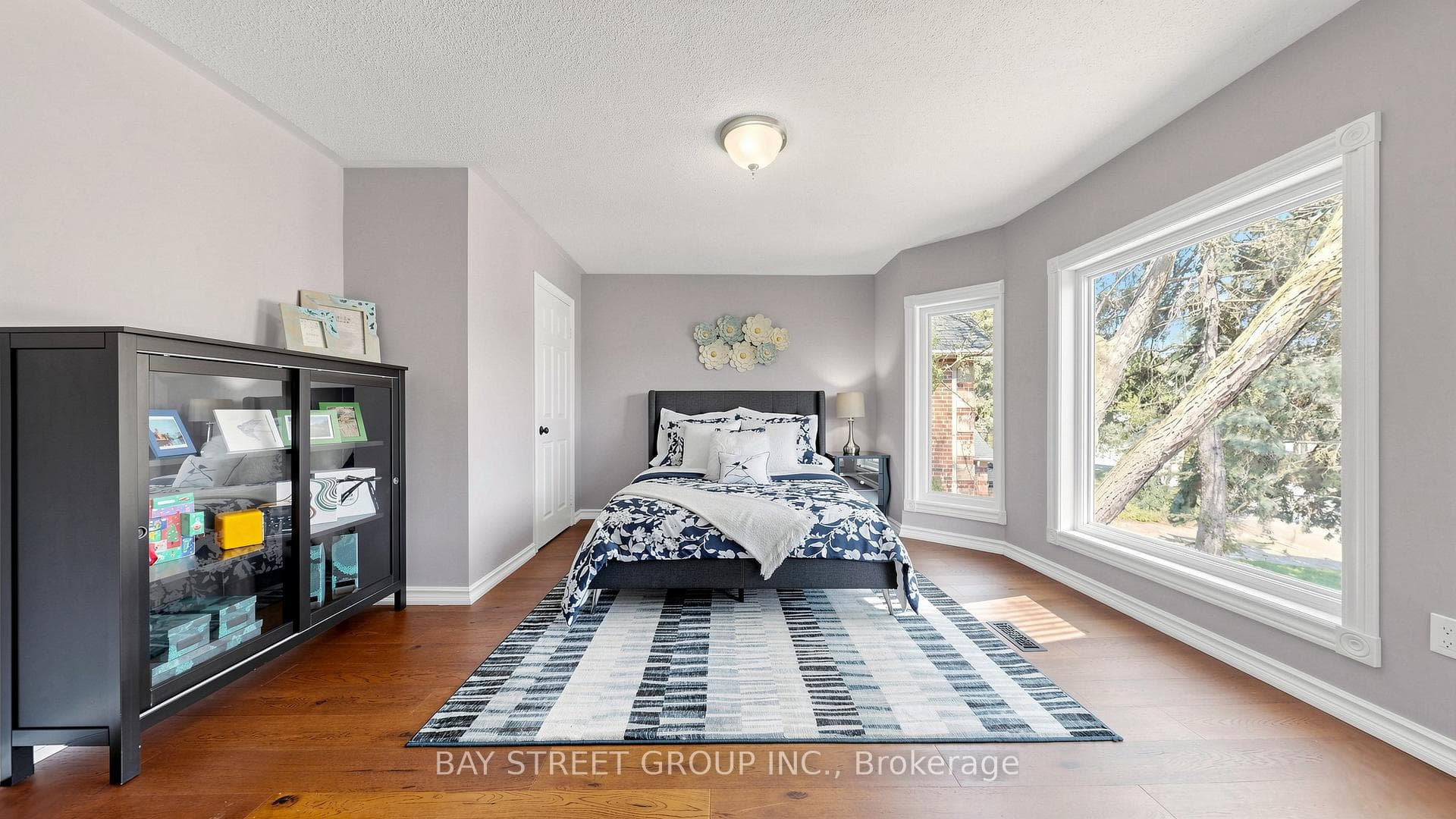 1742 Sir Monty's Drive - Detached photo 29 of 43 in Mississauga, Ontario