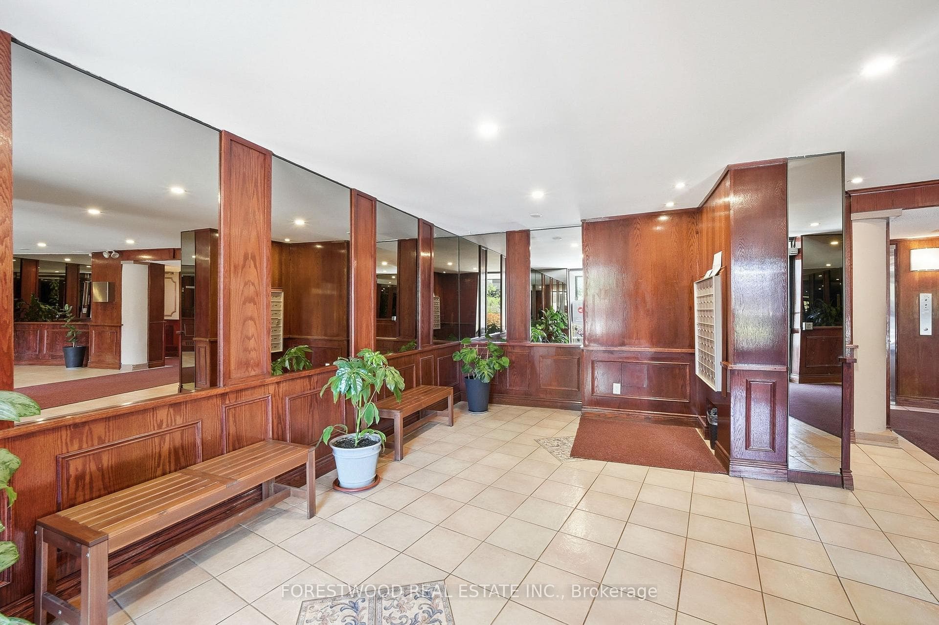 3145 Queen Frederica Drive Unit 506 - Condo photo 22 of 35 in Mississauga, Ontario