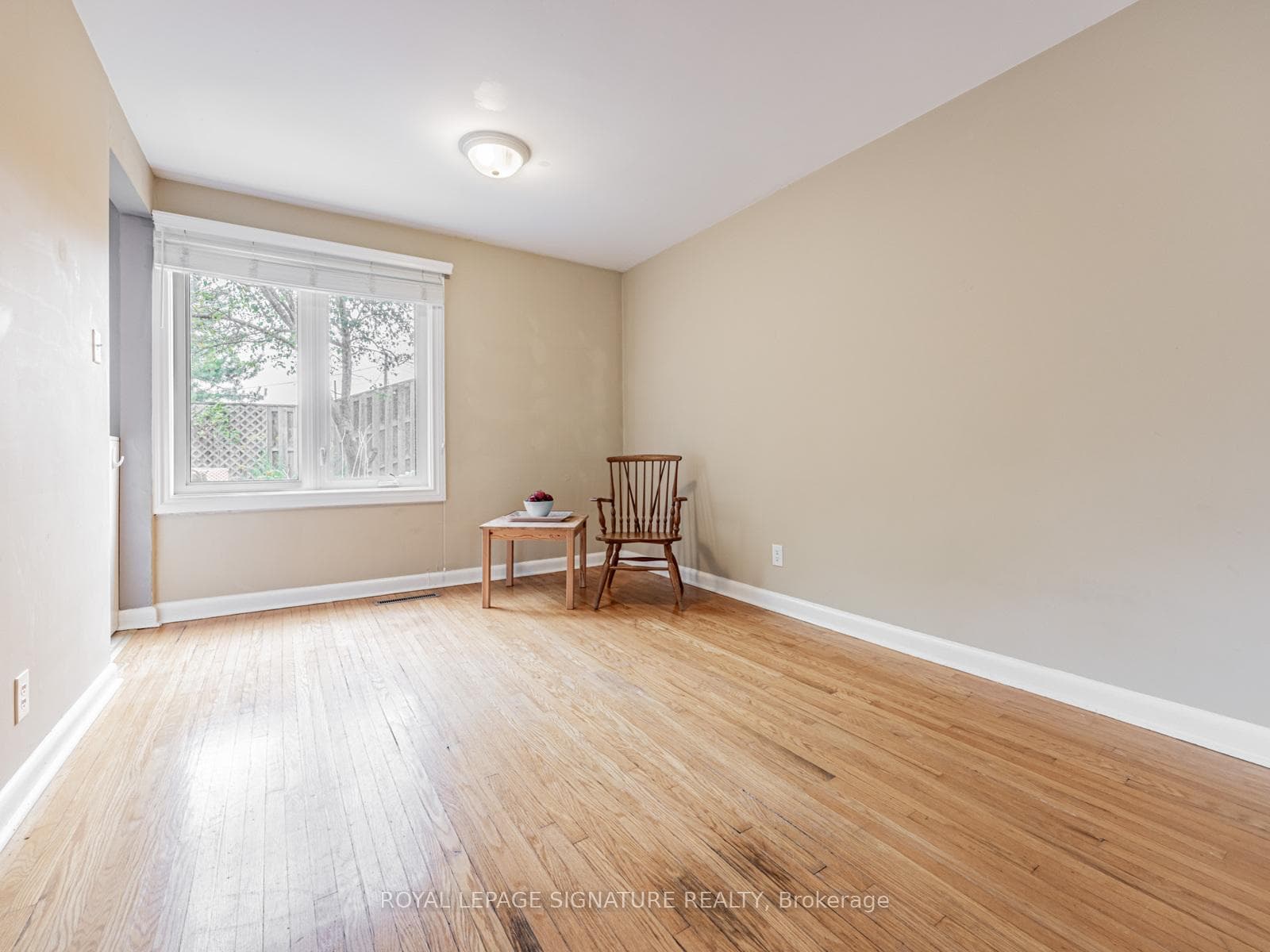 4 Burdock Lane - Condo photo 7 of 32 in Don Mills / Parkwoods / Victoria Village, Ontario