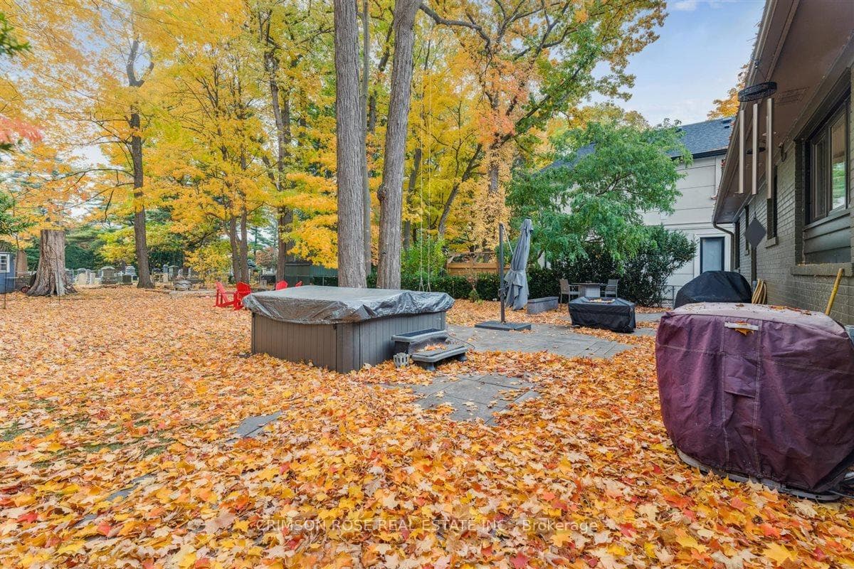 89 Holyrood Avenue - Detached photo 32 of 34 in Oakville, Ontario