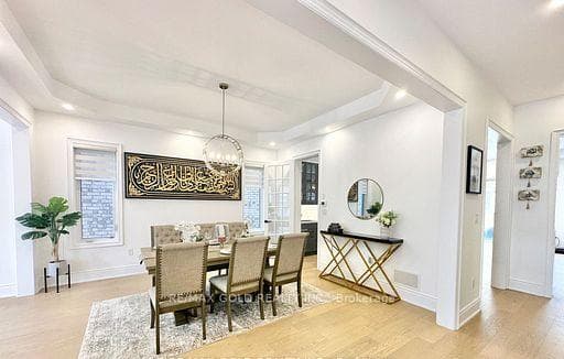 469 Threshing Mill Boulevard - Detached photo 6 of 45 in Oakville, Ontario
