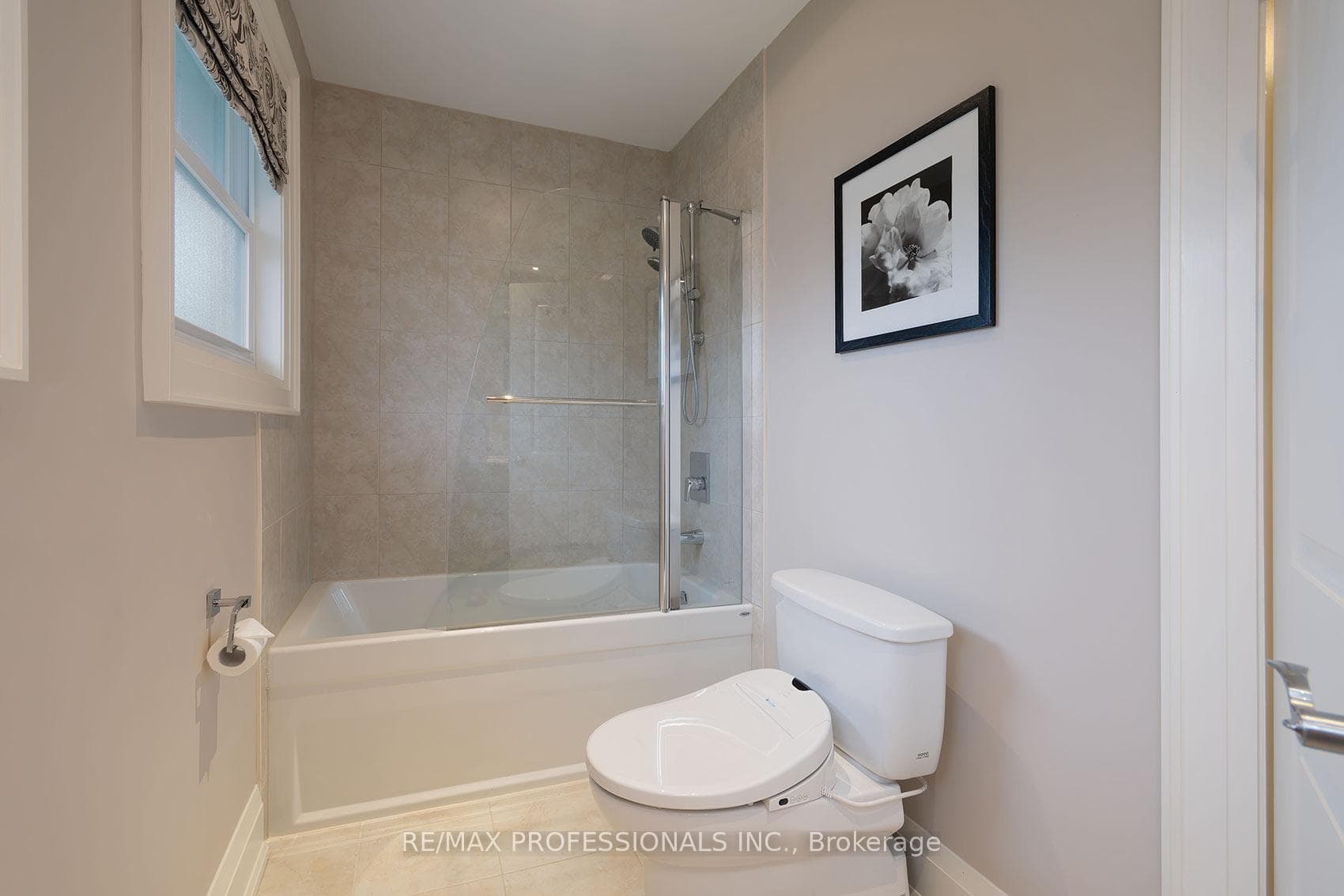 19 Boxwood Road - Detached photo 28 of 40 in Etobicoke (Islington / Rexdale), Ontario