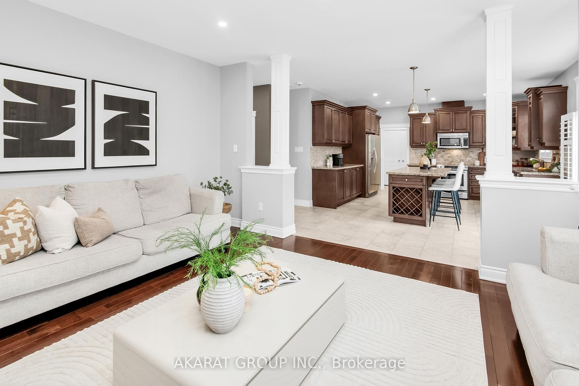 2376 Brockberry Crescent - Detached photo 18 of 50 in Oakville, Ontario