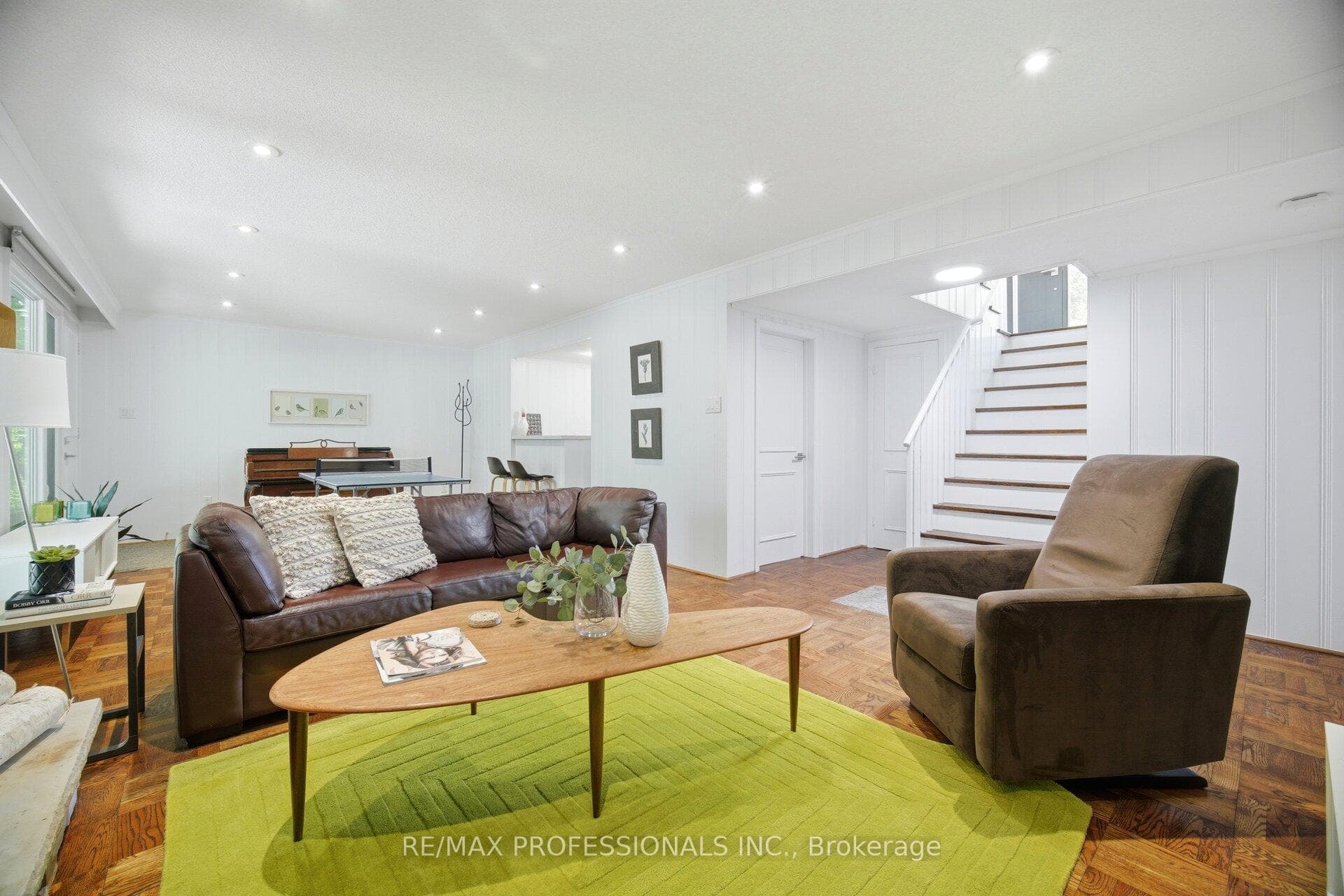 10 Cosway Court - Detached photo 25 of 46 in Etobicoke (Islington / Rexdale), Ontario