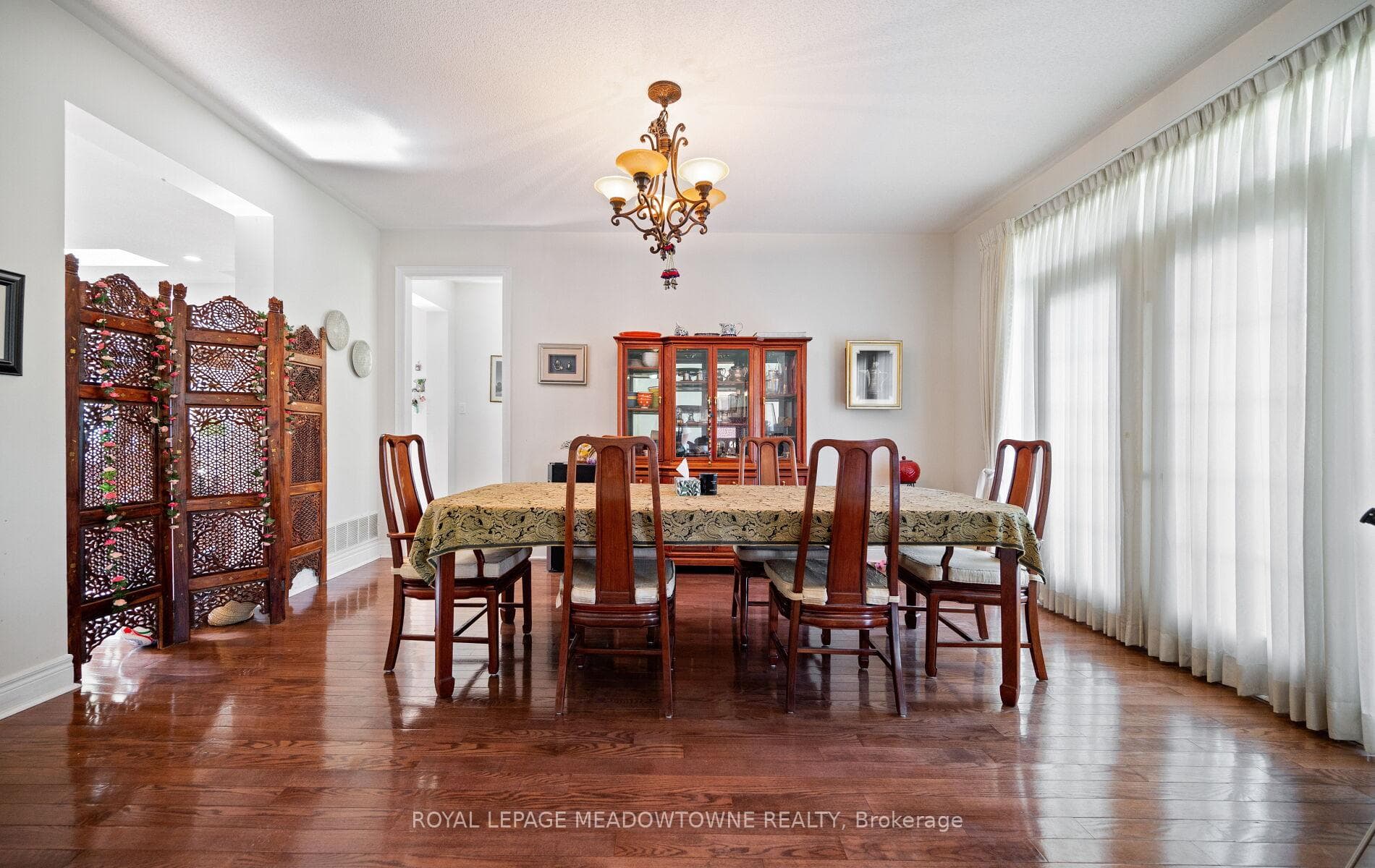 18 Tristan Court - Detached photo 13 of 37 in Brampton, Ontario