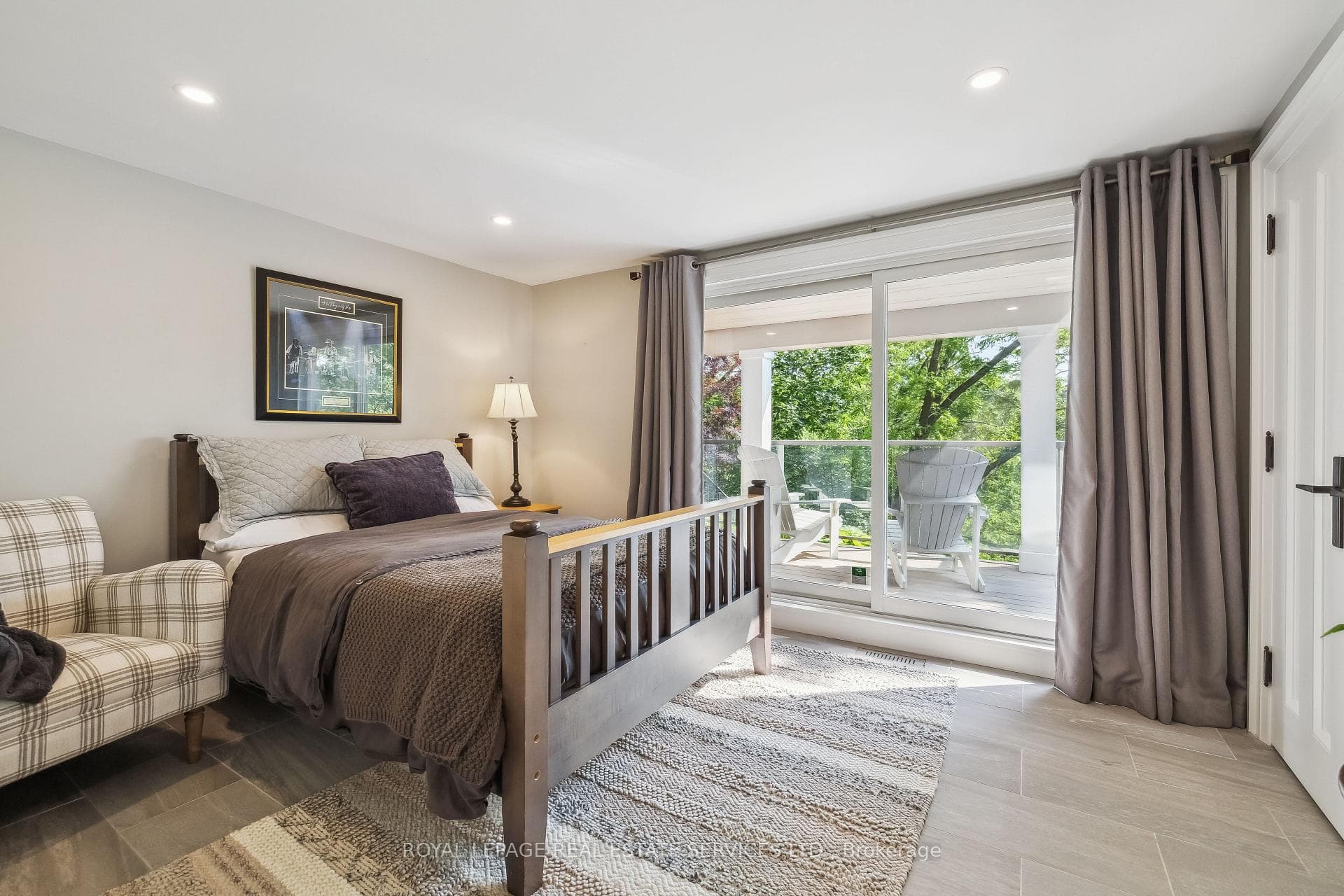 382 Trafalgar Road - Detached photo 27 of 50 in Oakville, Ontario